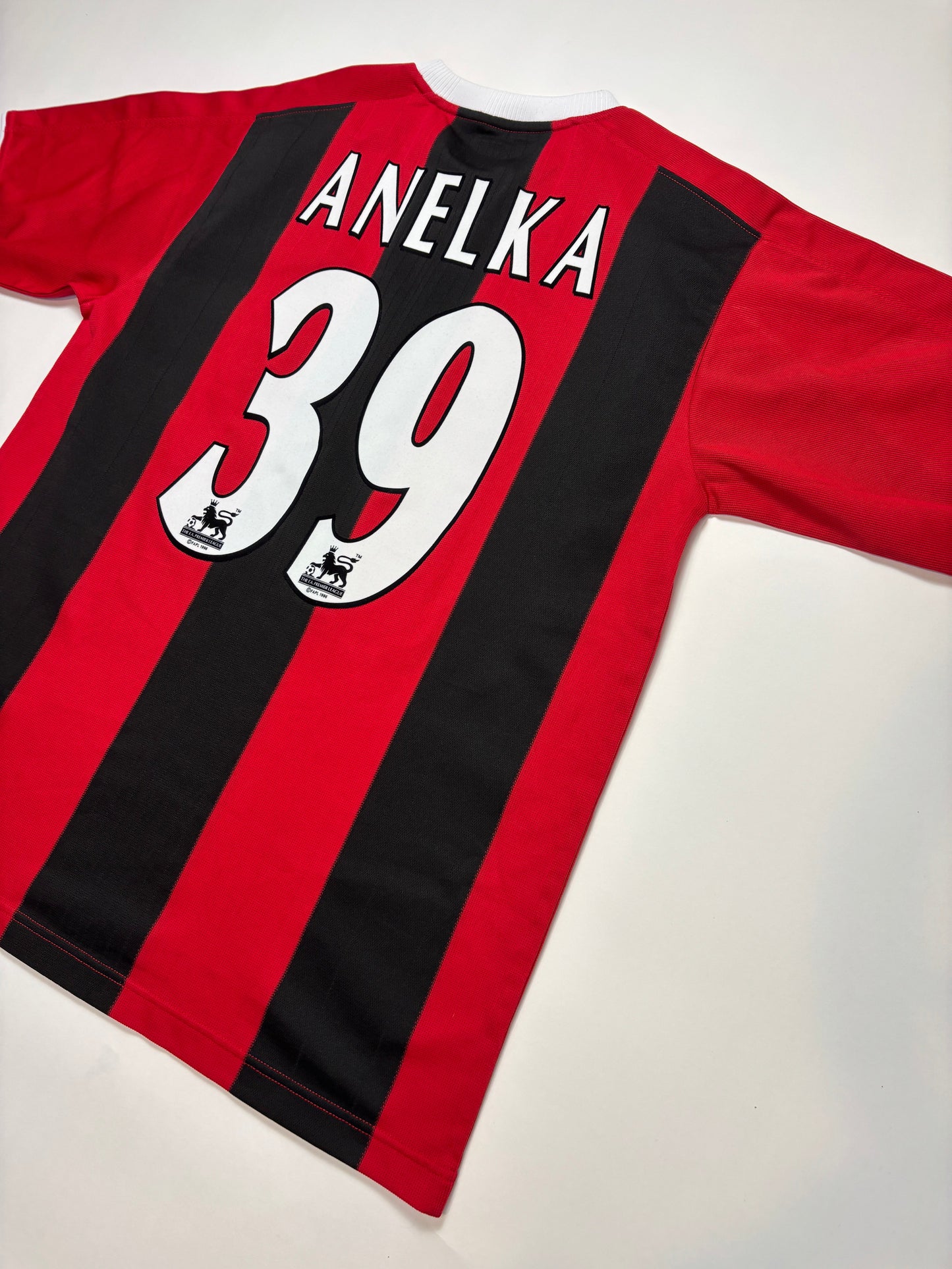 Manchester City Away Shirt 2003/04 (M) Anelka 39