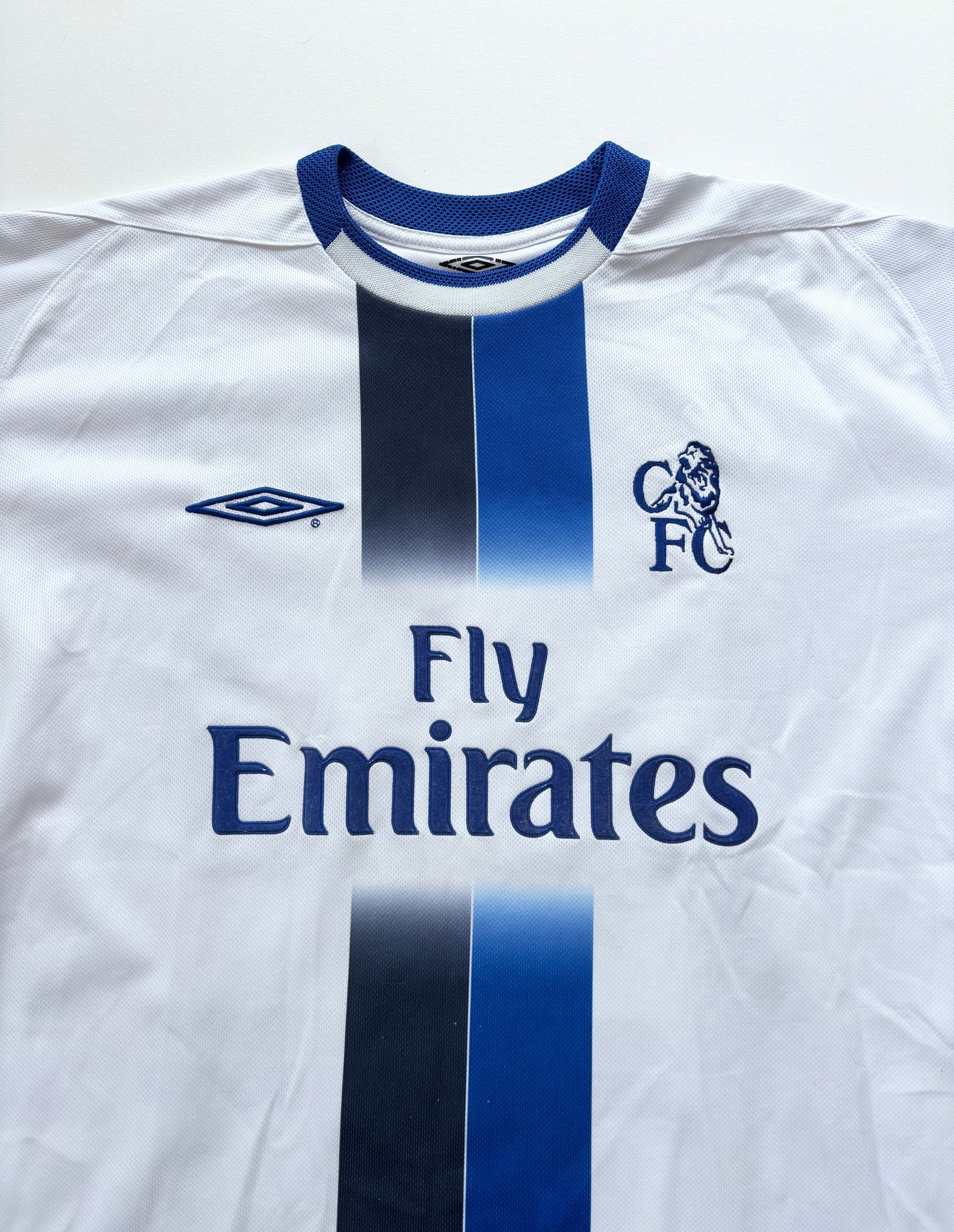 Chelsea Away Shirt 2003/04 (L) Gudjohnsen 22