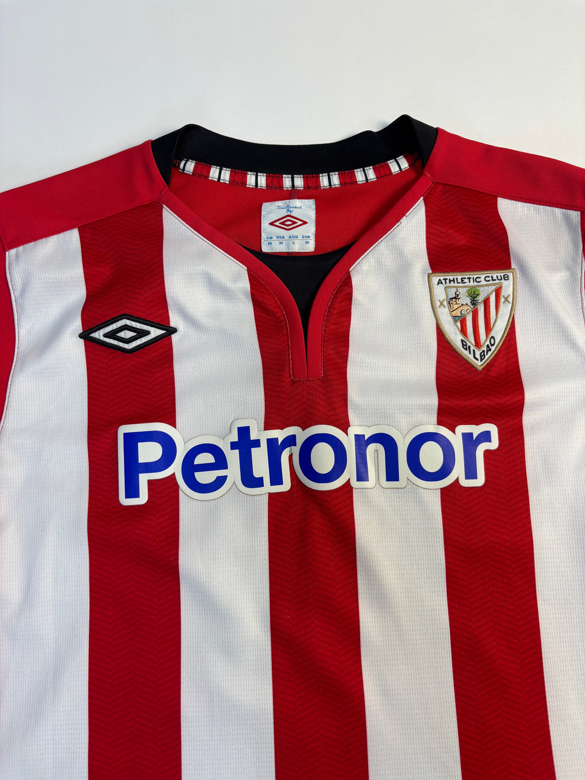 Athletic Bilbao Home Shirt 2011/12 (M) Iraola 15
