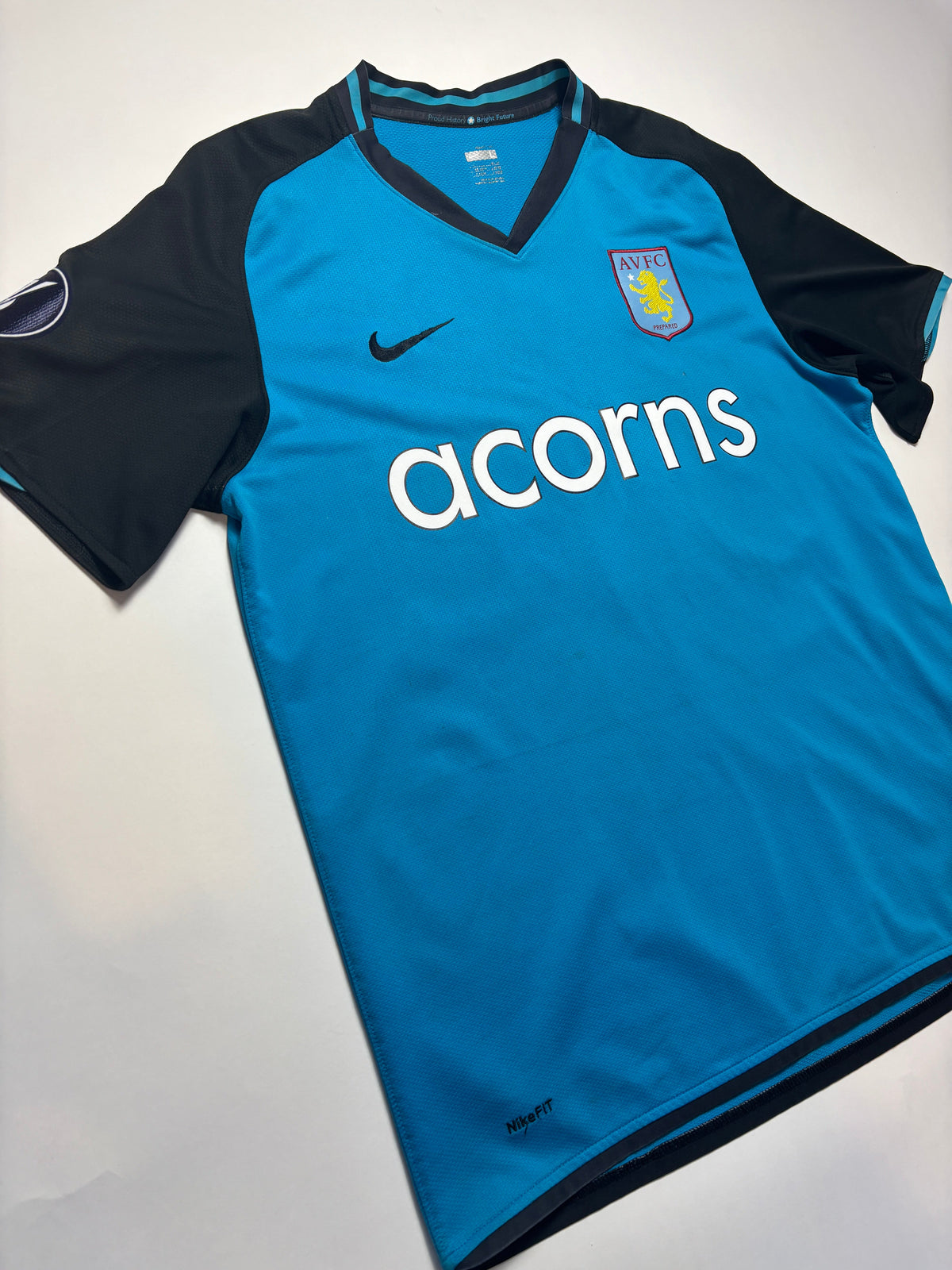 Aston Villa Away Shirt 2008/09 (L) Barry 6