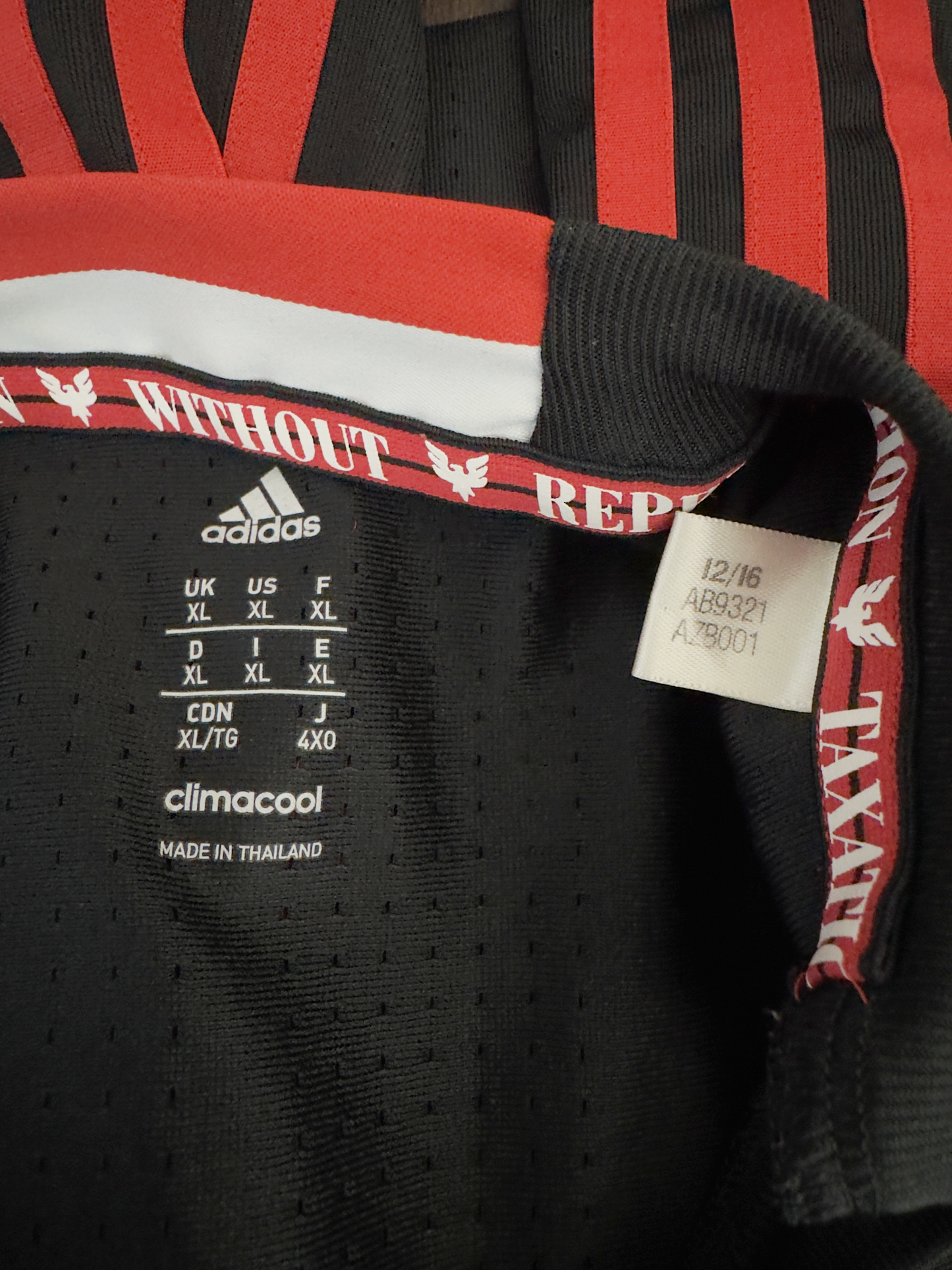 DC United 2016 Authentic Home - Size XL - (L Fit)