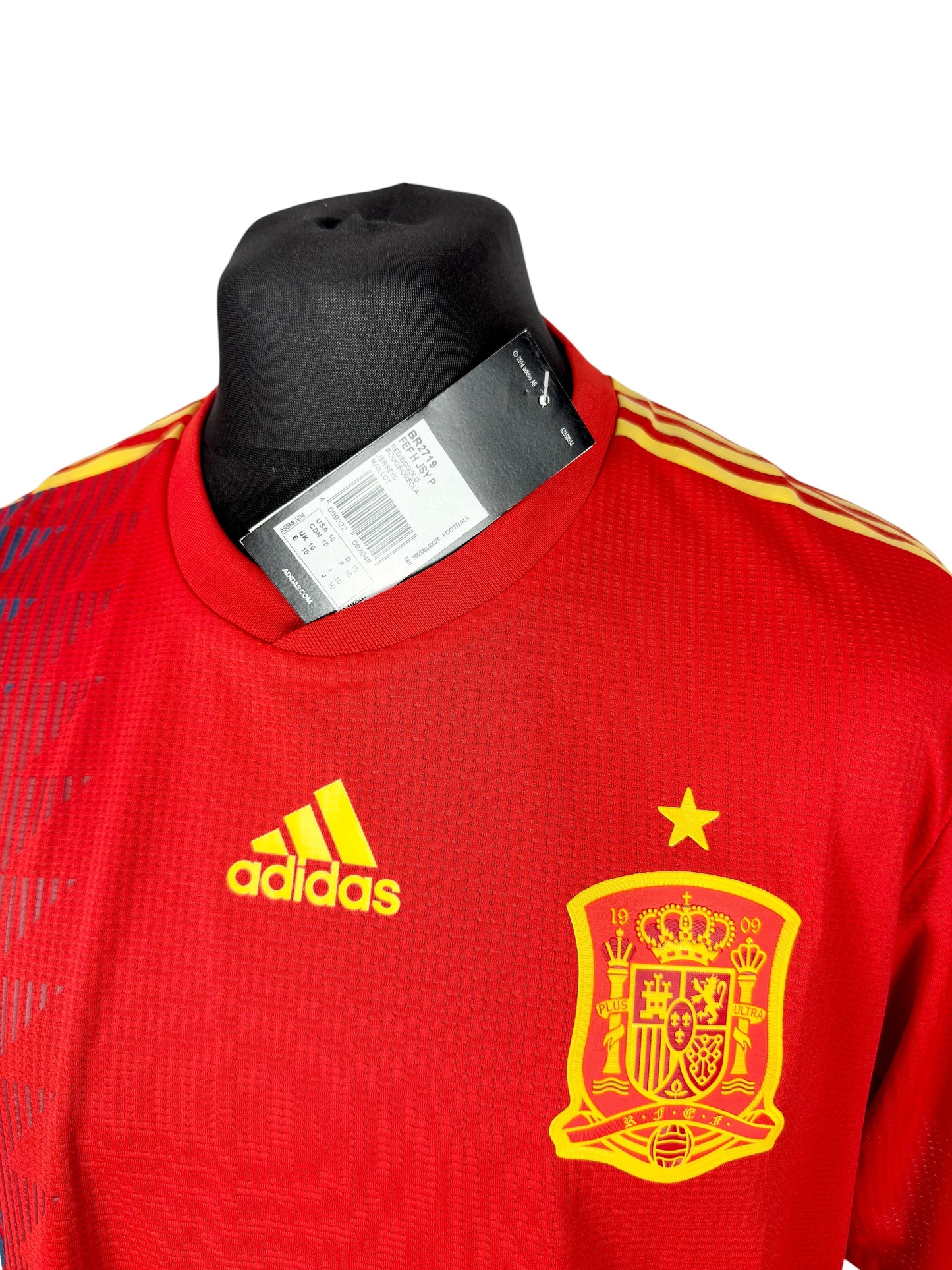 Spain 2018-19 Player Issue Home - Size 10 (L Fit) - BNWT