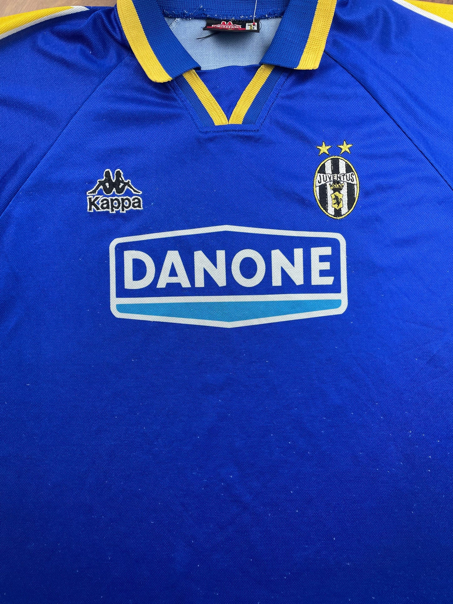 Store Shirt • Juventus • 1994 • Kappa • Away • Size XL