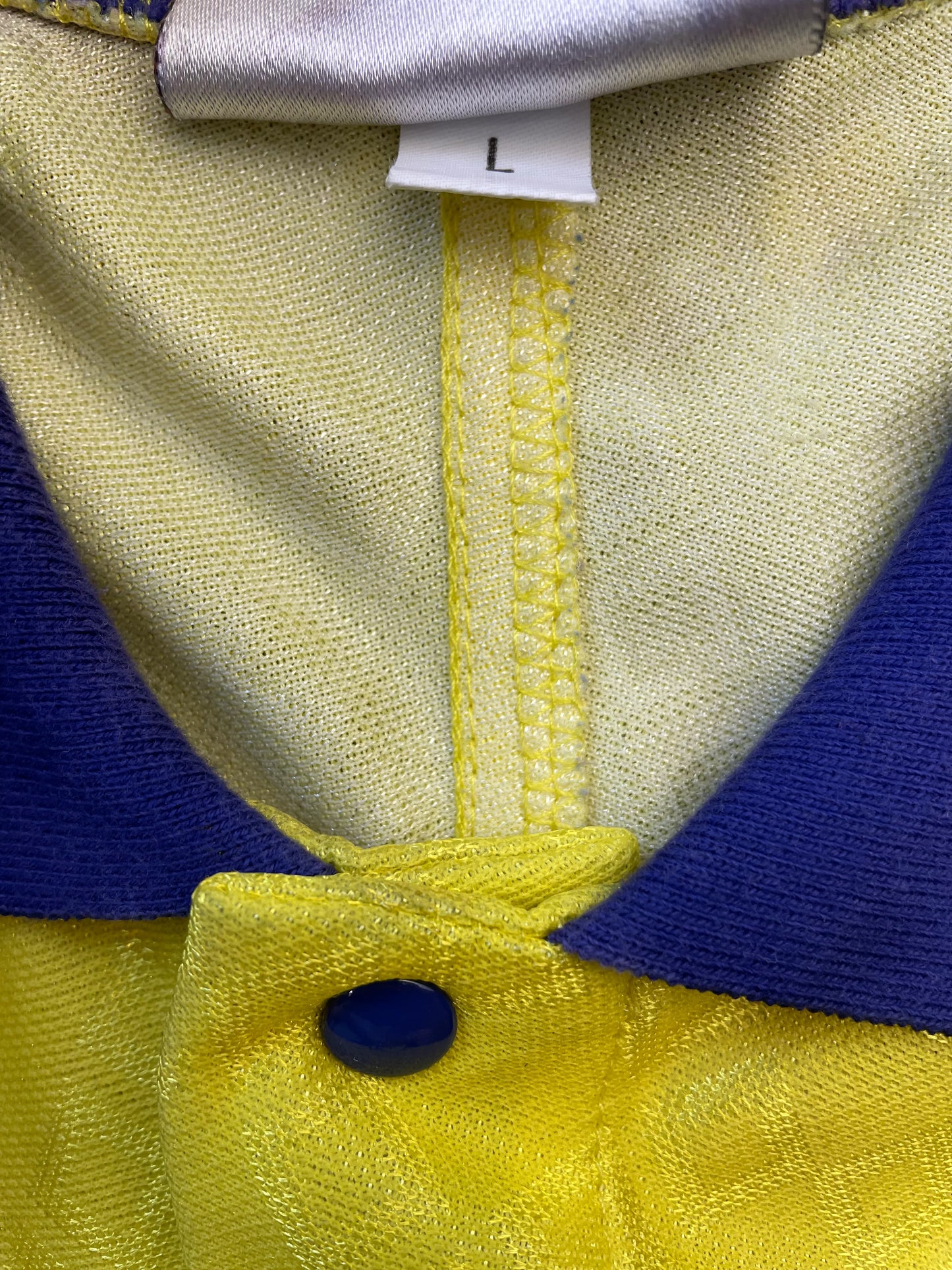 Store Shirt • Juventus • 1993 • Kappa • Away • Size L