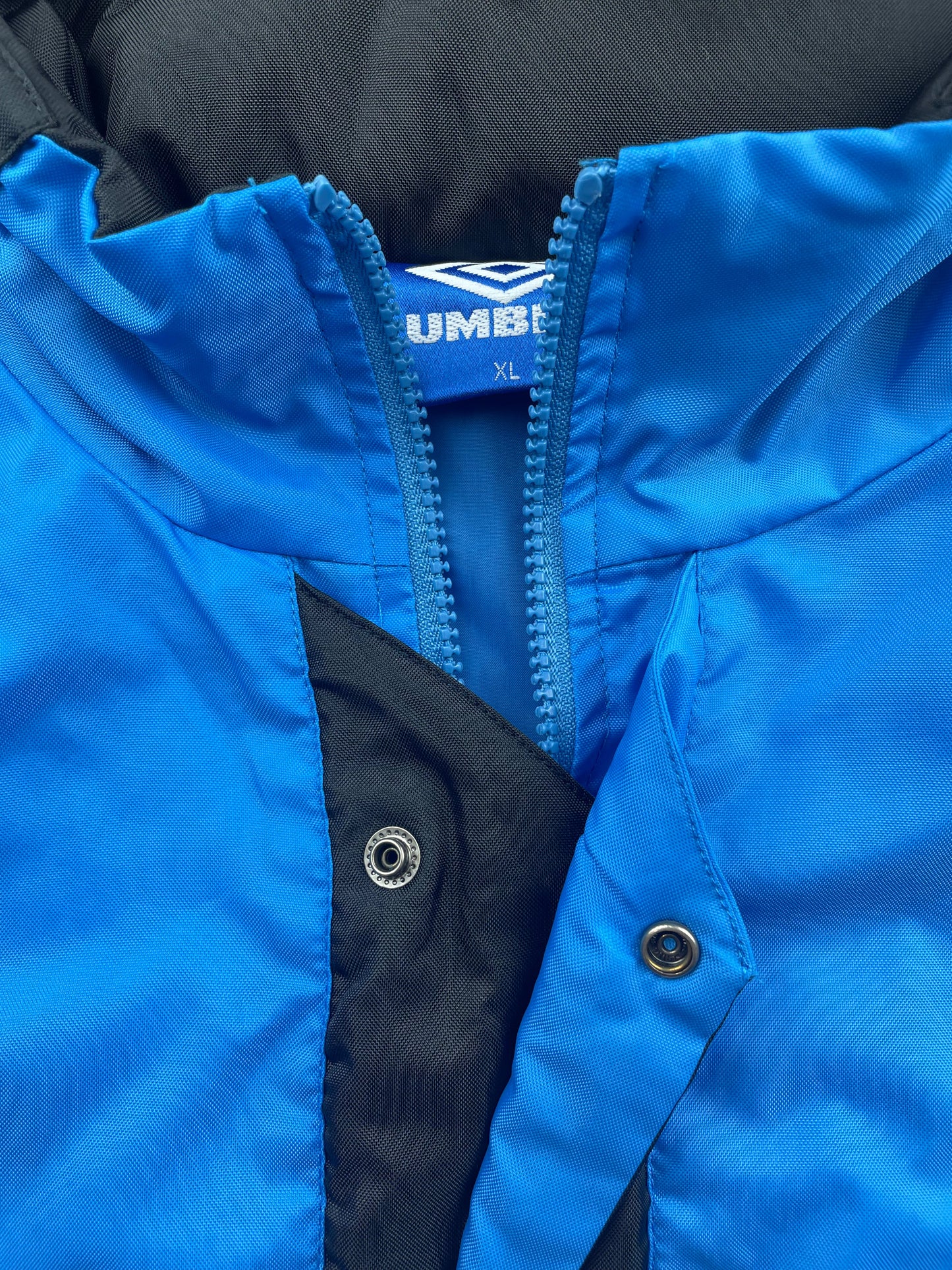 Player Issue Training • Inter • 1993 • Umbro Bench Coat • Size XL