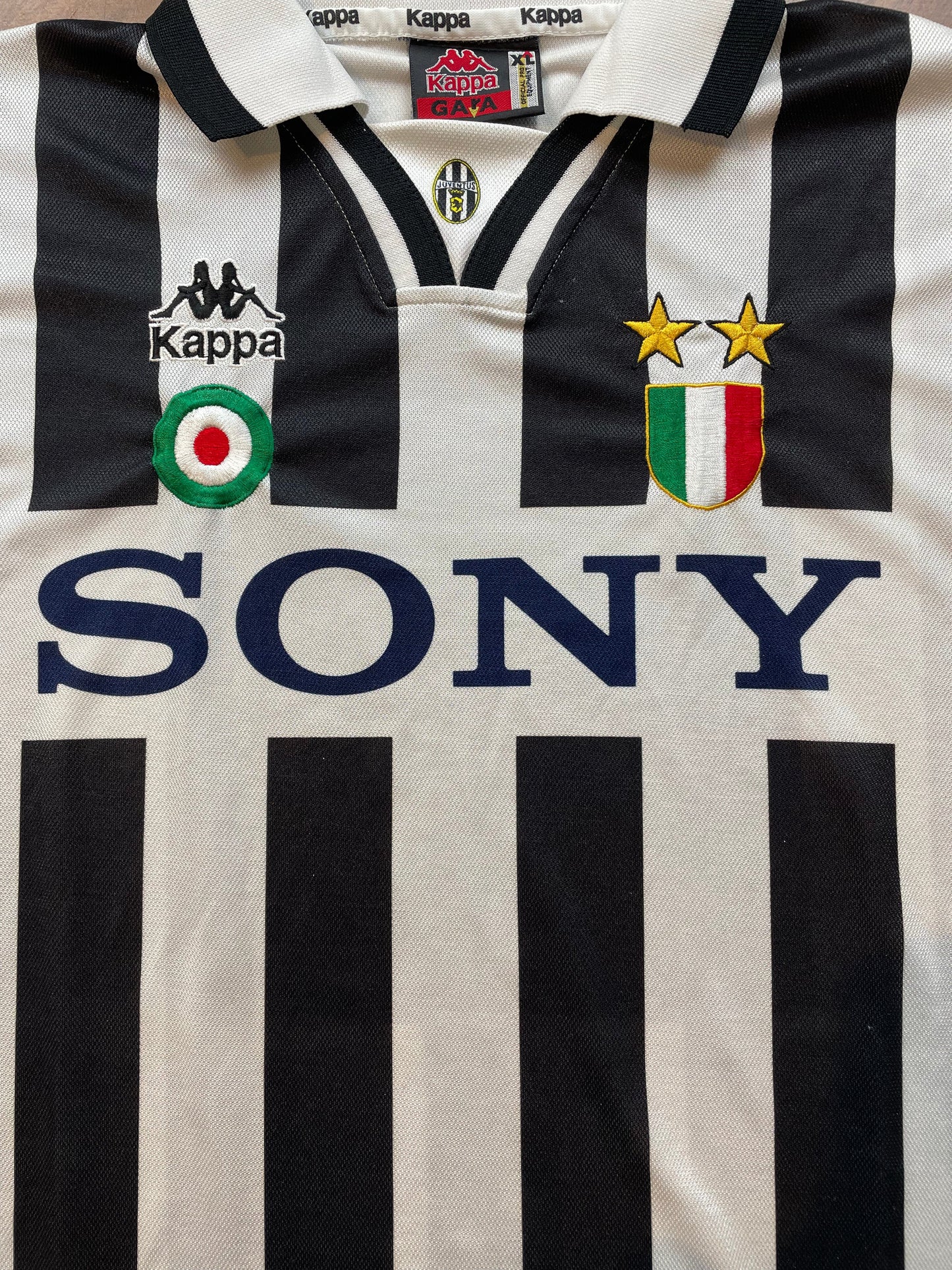 Match Shirt • Club • Juventus • 1995 • Kappa • Home • #23 • Juan Pablo Sorín • Match Worn