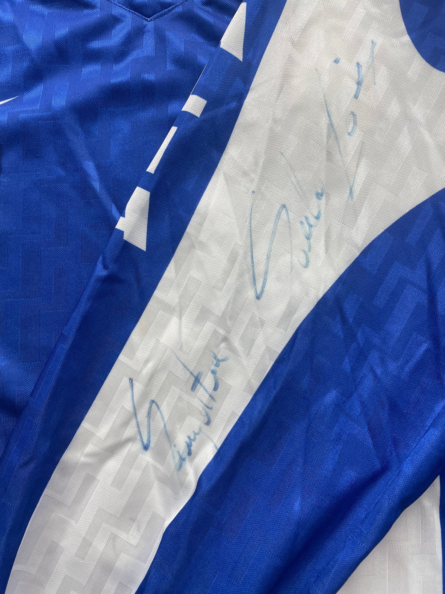 Player Issue Training • Italia • 1995 • Nike Training Top • Size XL • Signed by Sandro Cois