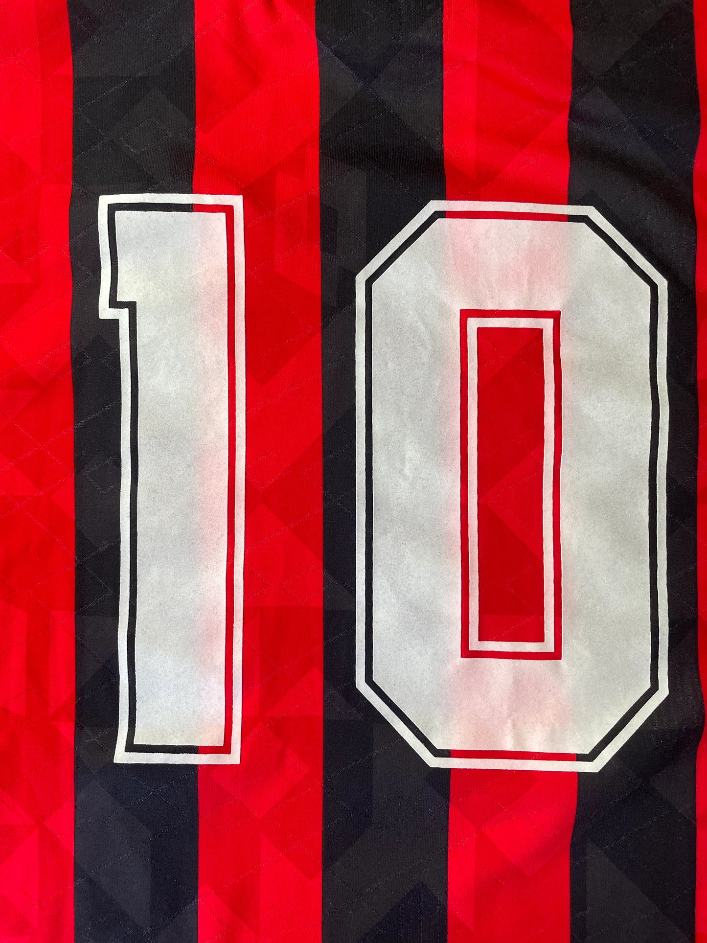 Store Shirt • AC Milan • 1993 • Lotto • Home • #8 • Gianluigi Lentini • Size L