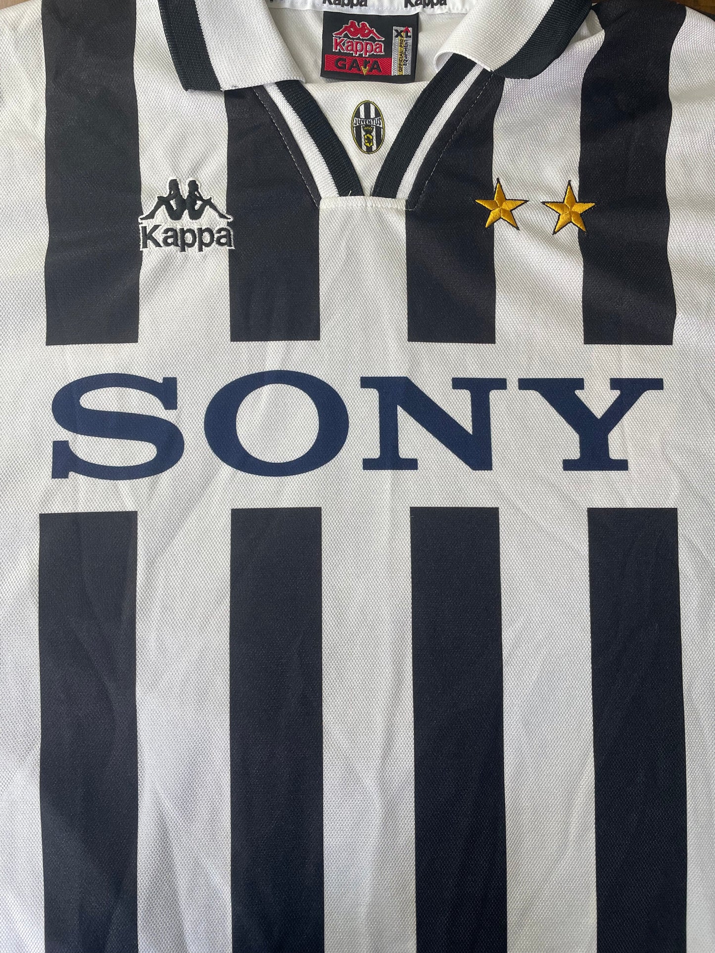 Store Shirt • Juventus • 1996 • Kappa • Home • Size XL