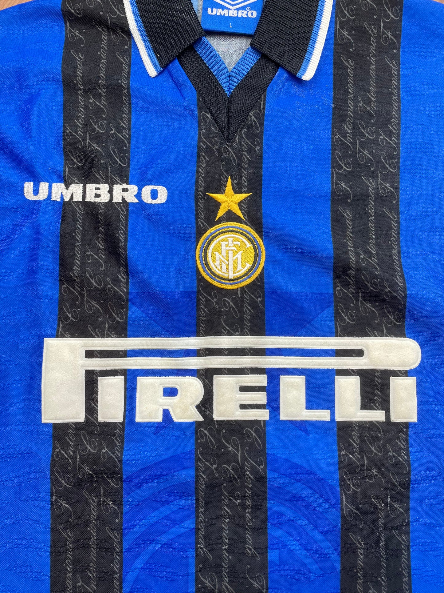 Store Shirt • Inter Milan • 1997 • Umbro • Home • Ronaldo • Size L