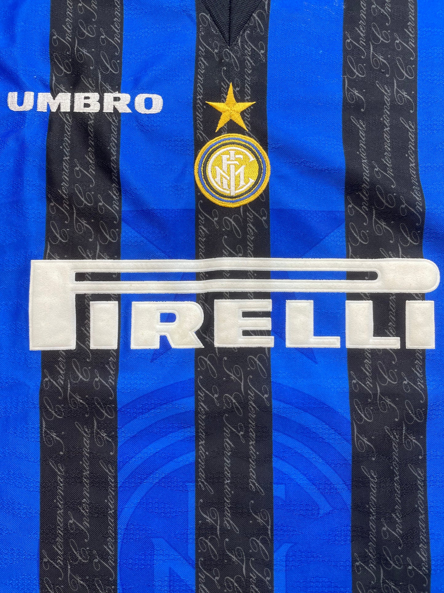 Store Shirt • Inter Milan • 1997 • Umbro • Home • Ronaldo • Size L