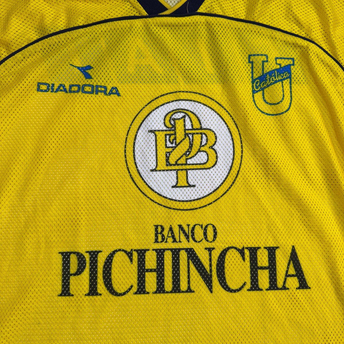 Universidad Católica Quito Home Shirt 2001 - 2002 (XL)