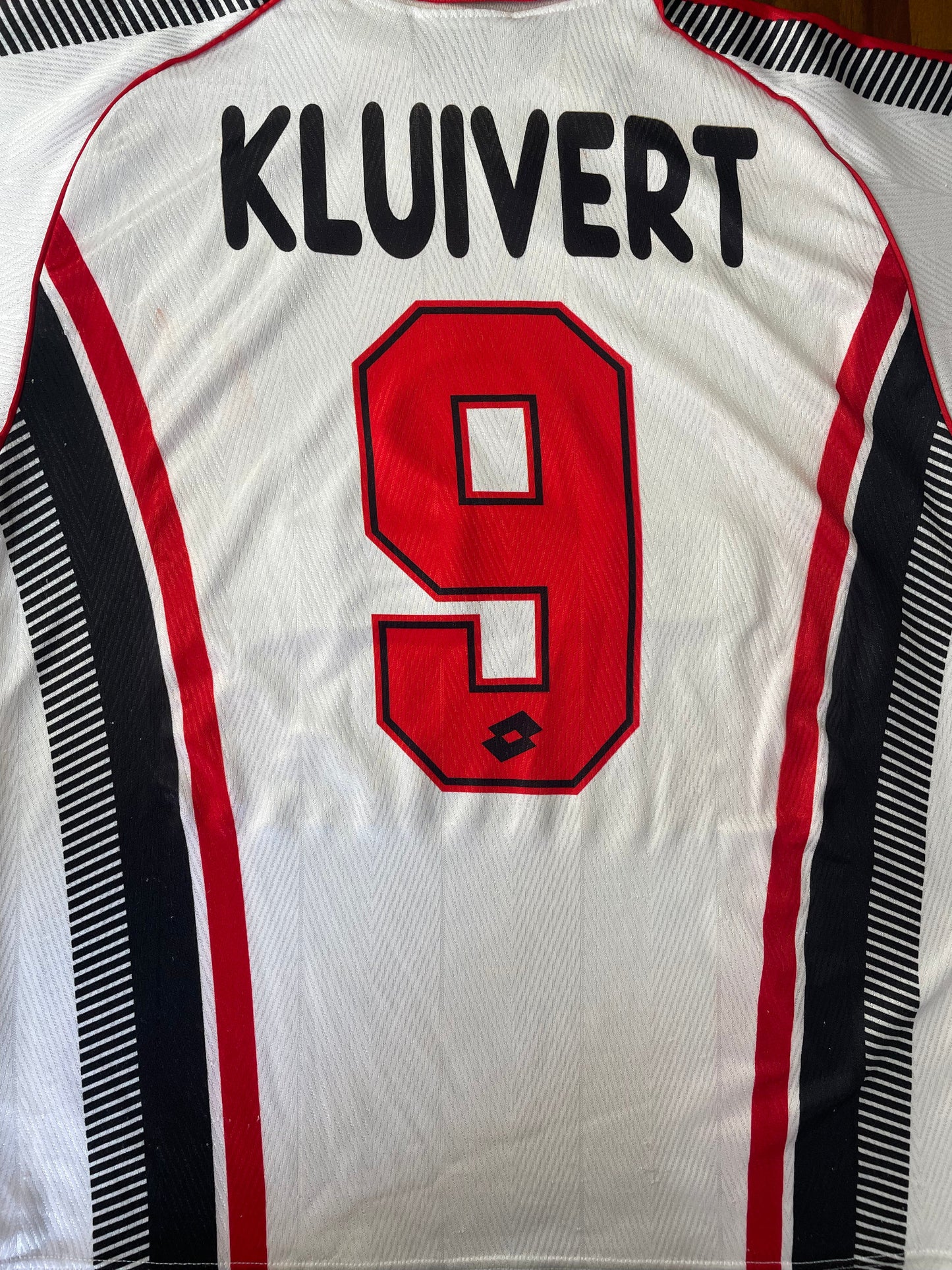 Store Shirt • AC Milan • 1997 • Lotto • Away • Patrick Kluivert