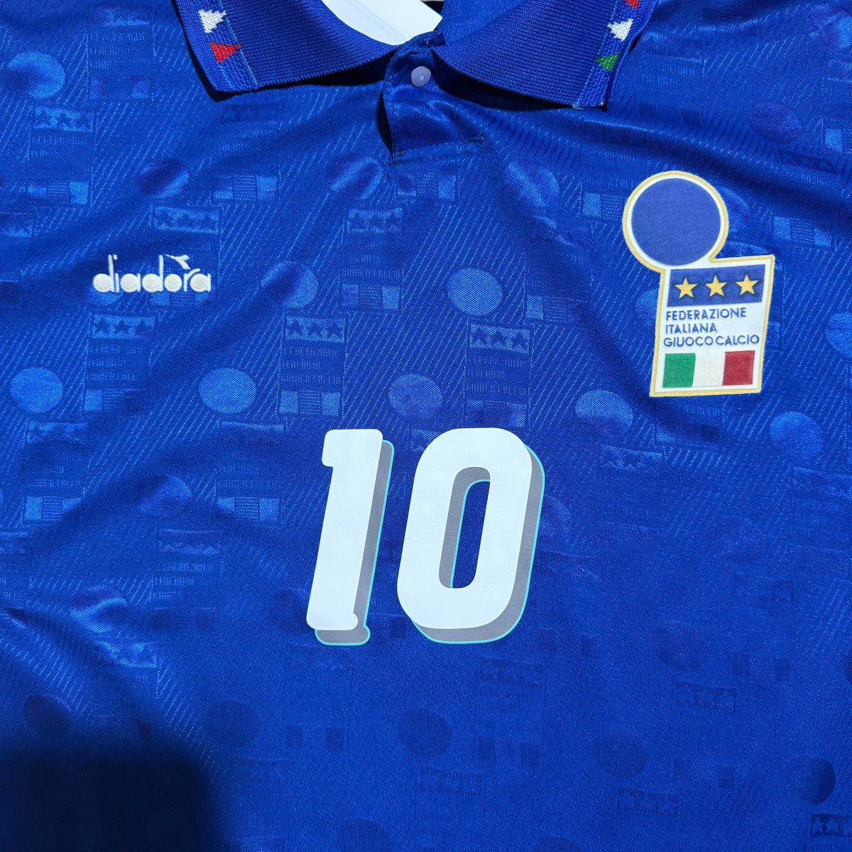 Italy Home Shirt 1994 - 1995 (L) Baggio 10
