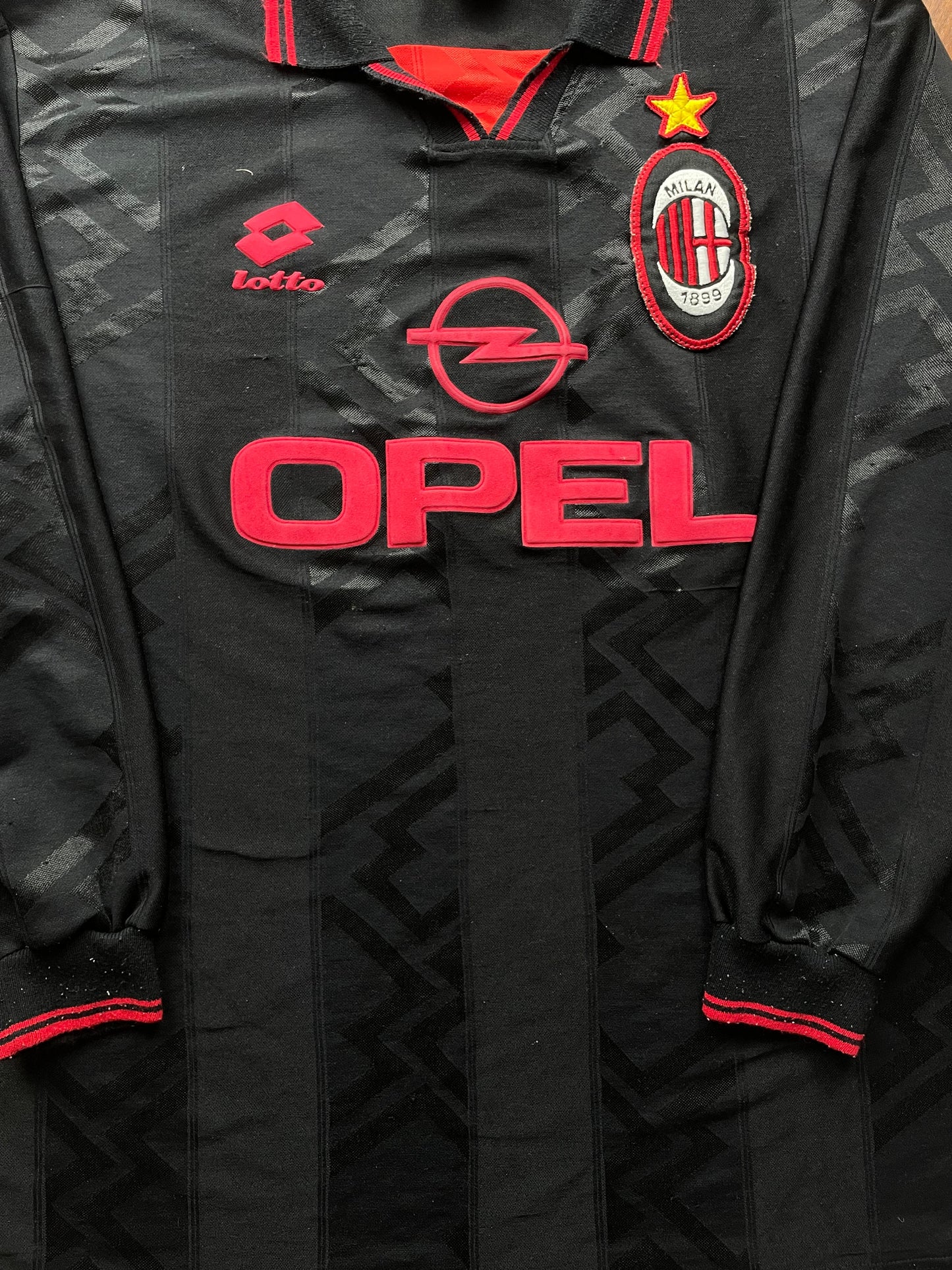 Store Shirt • AC Milan • 1996 • Lotto • Third • Size XL