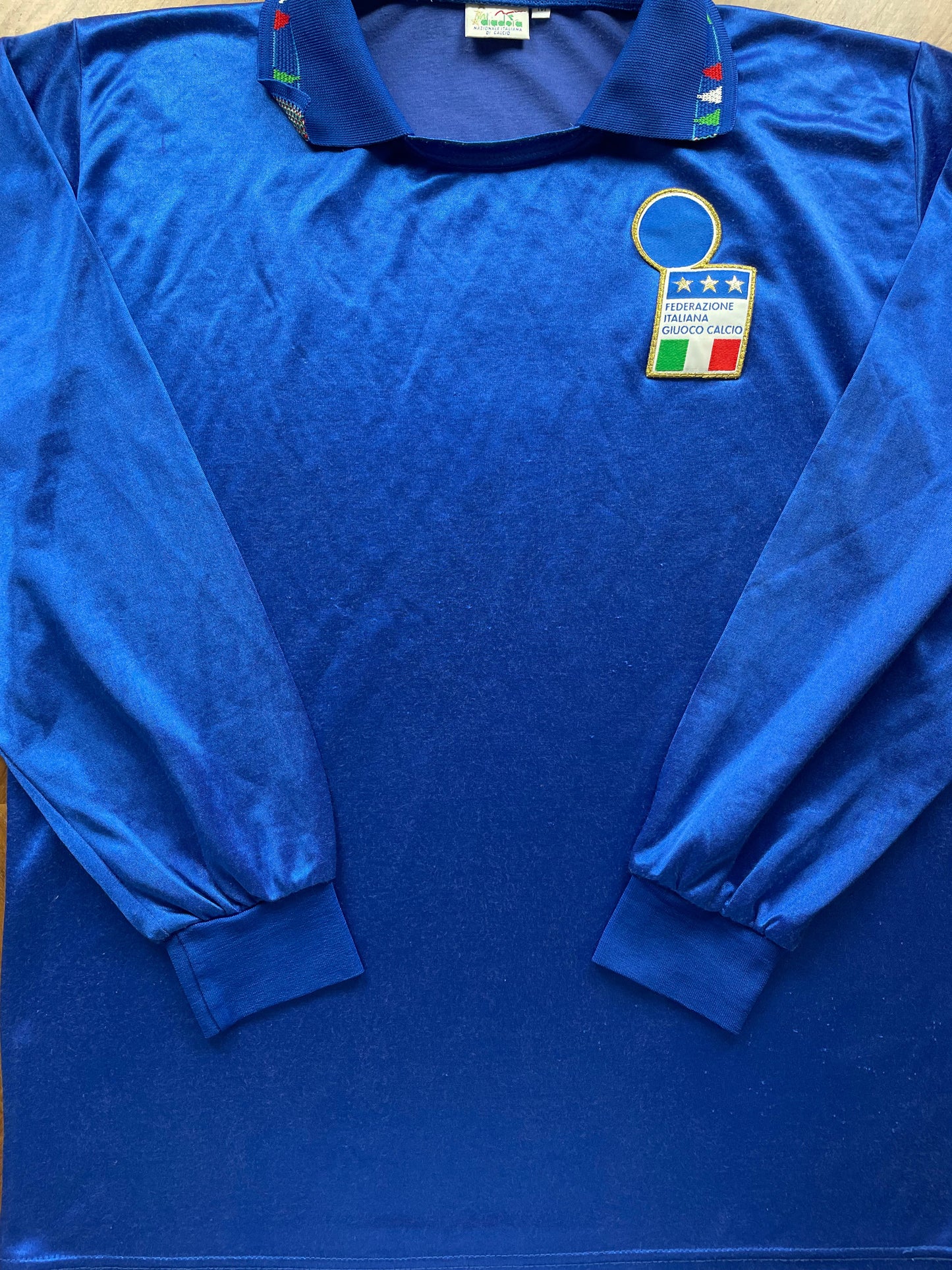 Match Shirt • National • Italia • 1991 • Diadora • Home • #No Number • Size M