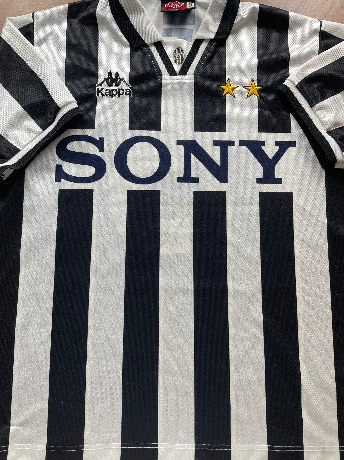 Store Shirt • Juventus • 1996 • Kappa • Christian Vieri • Size S • Player Spec