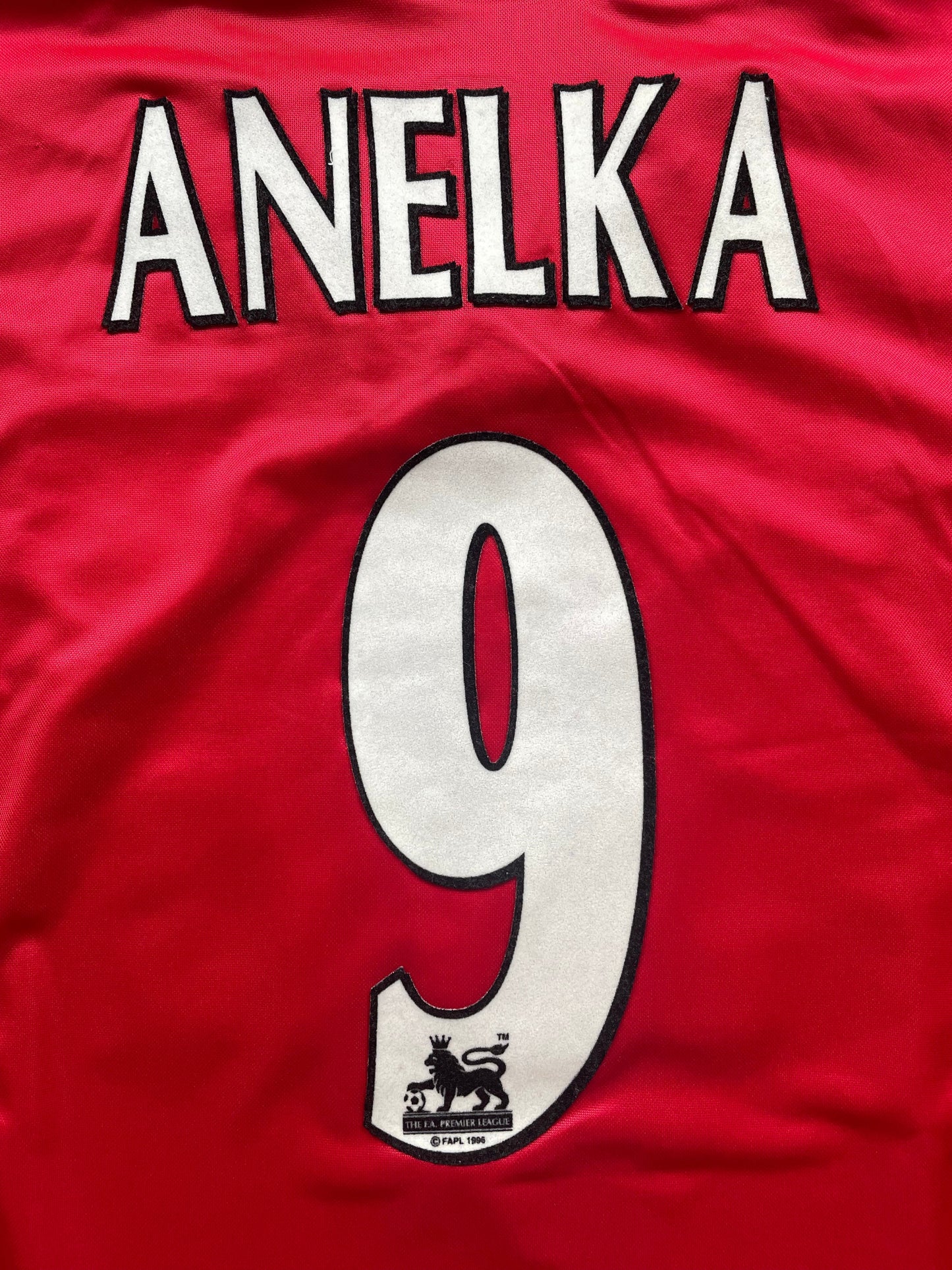 Store Shirt • Arsenal • 1998 • Nike • Home • #9 • Nicolas Anelka • Size XL