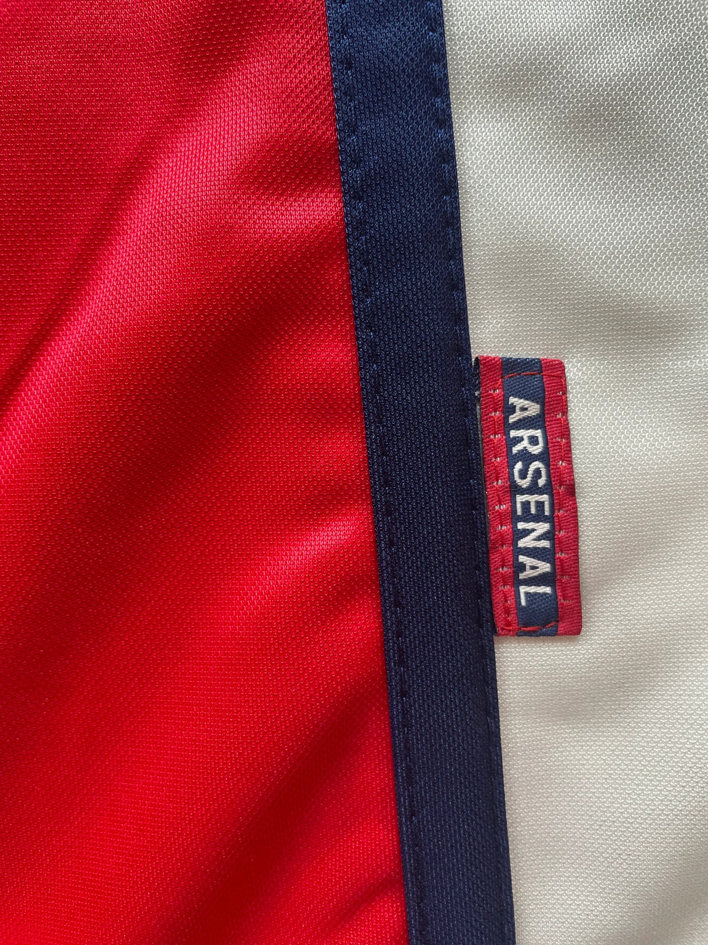 Store Shirt • Arsenal • 1998 • Nike • Home • #9 • Nicolas Anelka • Size XL