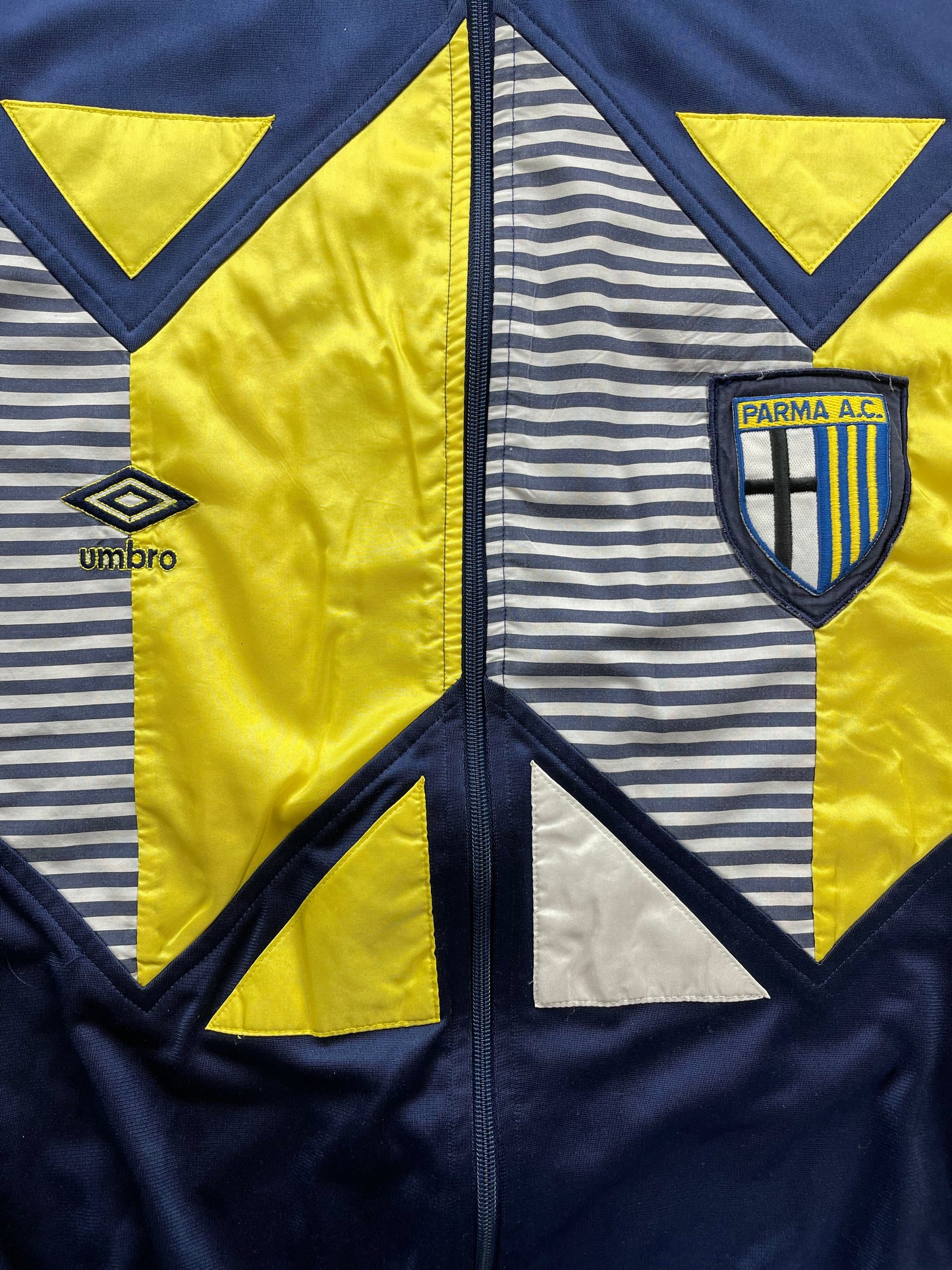 Player Issue Training • Parma • 1990 • Umbro Training Top • Size XL