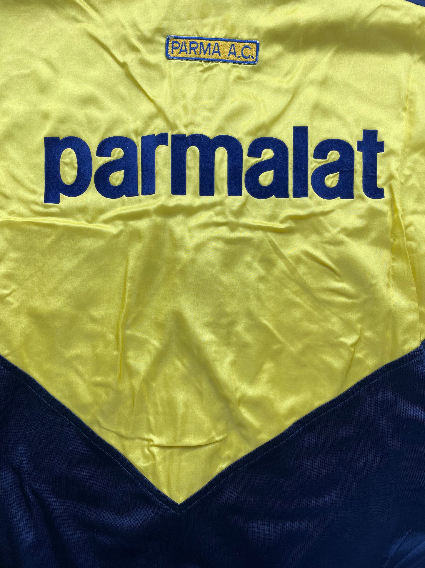 Player Issue Training • Parma • 1990 • Umbro Training Top • Size XL