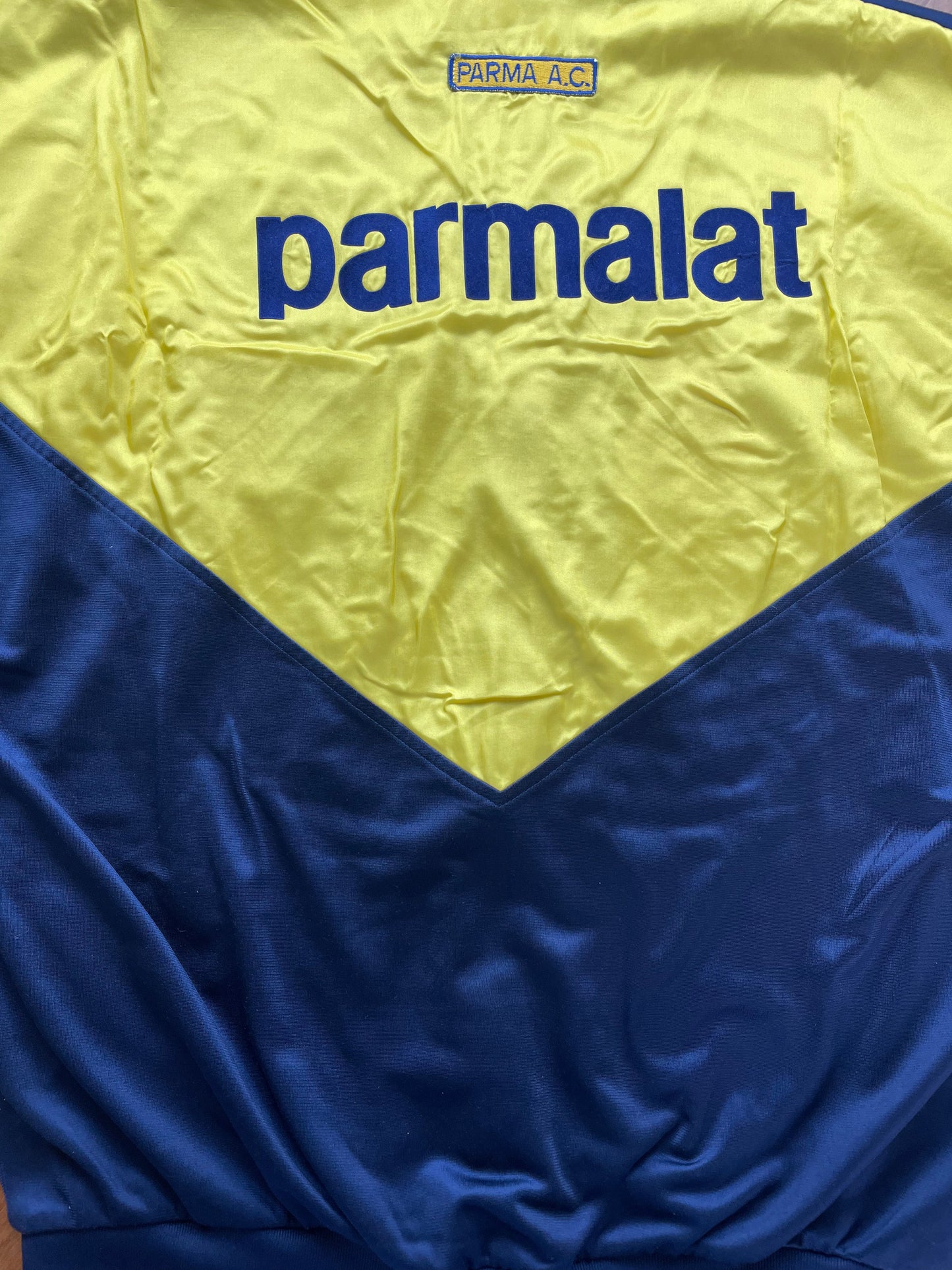 Player Issue Training • Parma • 1990 • Umbro Training Top • Size XL