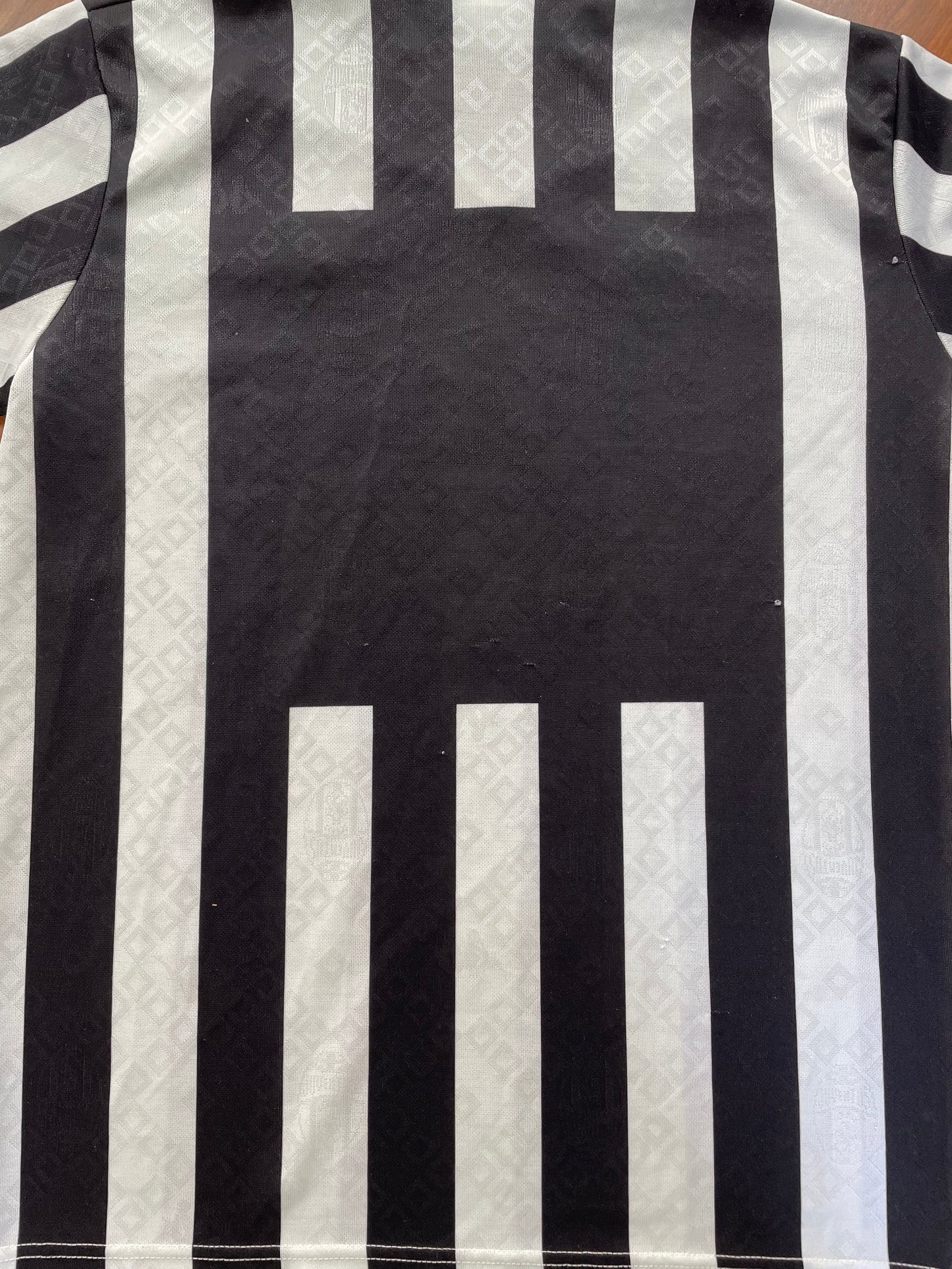 Store Shirt • Juventus • 1989 • Kappa • Home • Size XL • Signed by Roberto Baggio