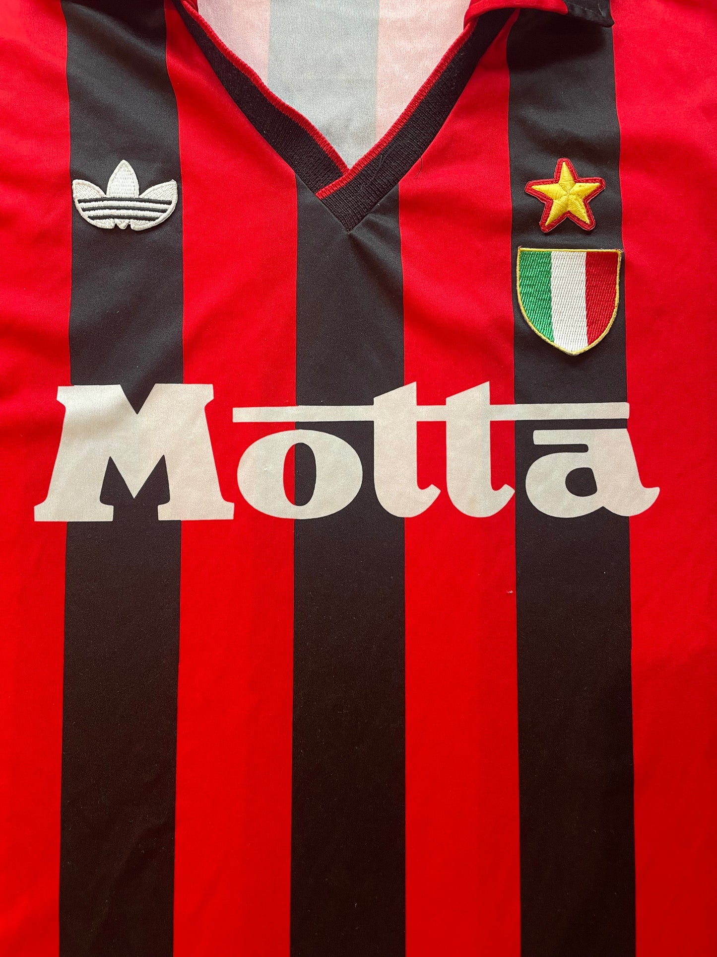 Store Shirt • AC Milan • 1992 • Adidas • Home • Size M