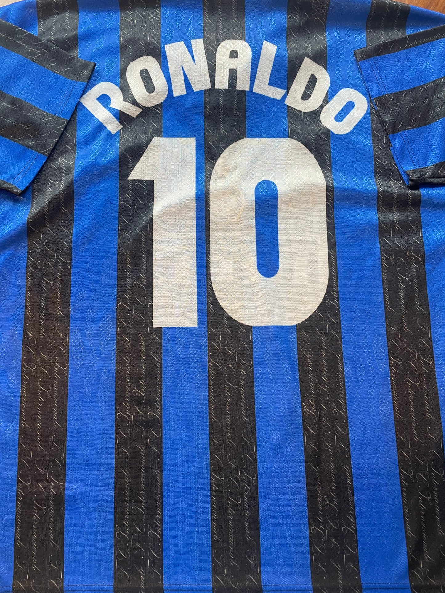 Store Shirt • Inter Milan • 1996 • Umbro Brazilian Edition • Home • #10 • Ronaldo • Size XL