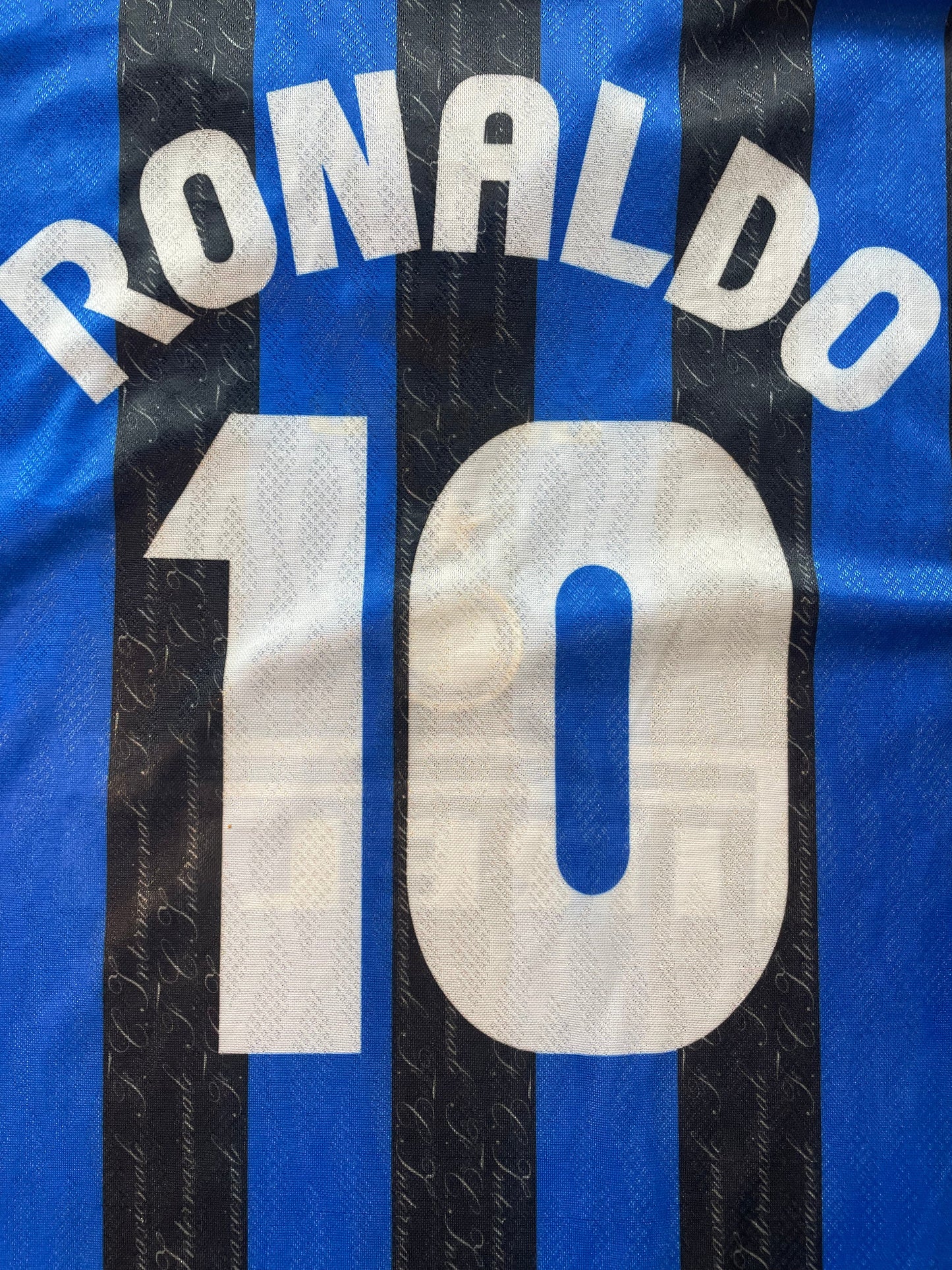 Store Shirt • Inter Milan • 1996 • Umbro Brazilian Edition • Home • #10 • Ronaldo • Size XL
