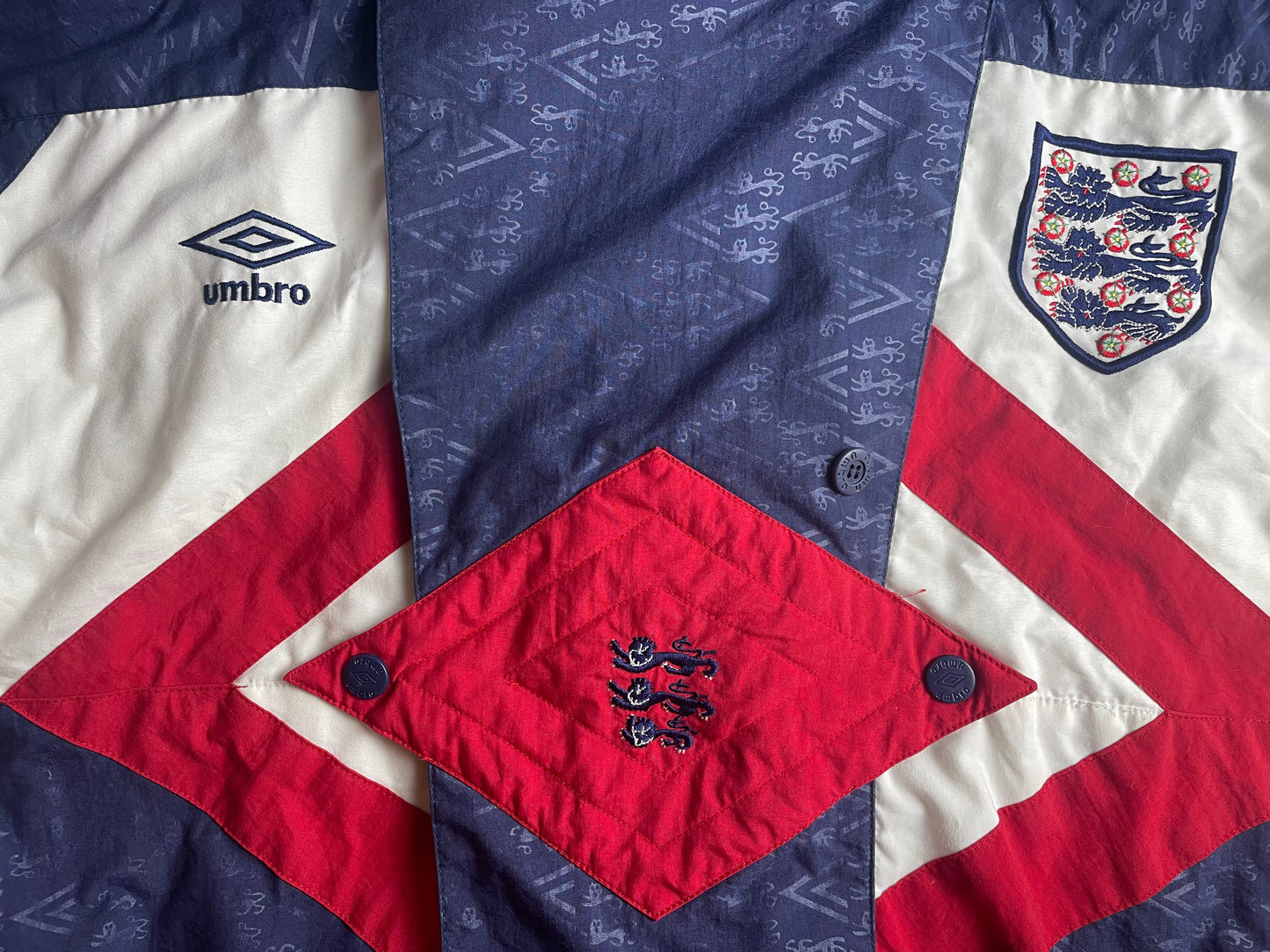 Store Top • England • 1990 • Umbro • Size L 