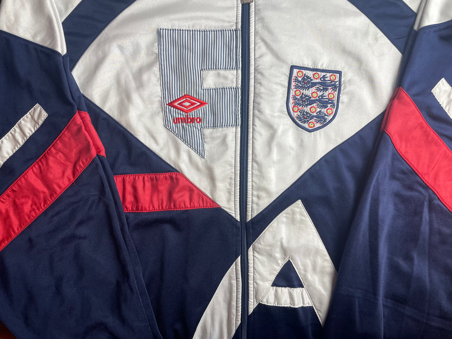 Store Top • England • 1992 • Umbro • Size L 