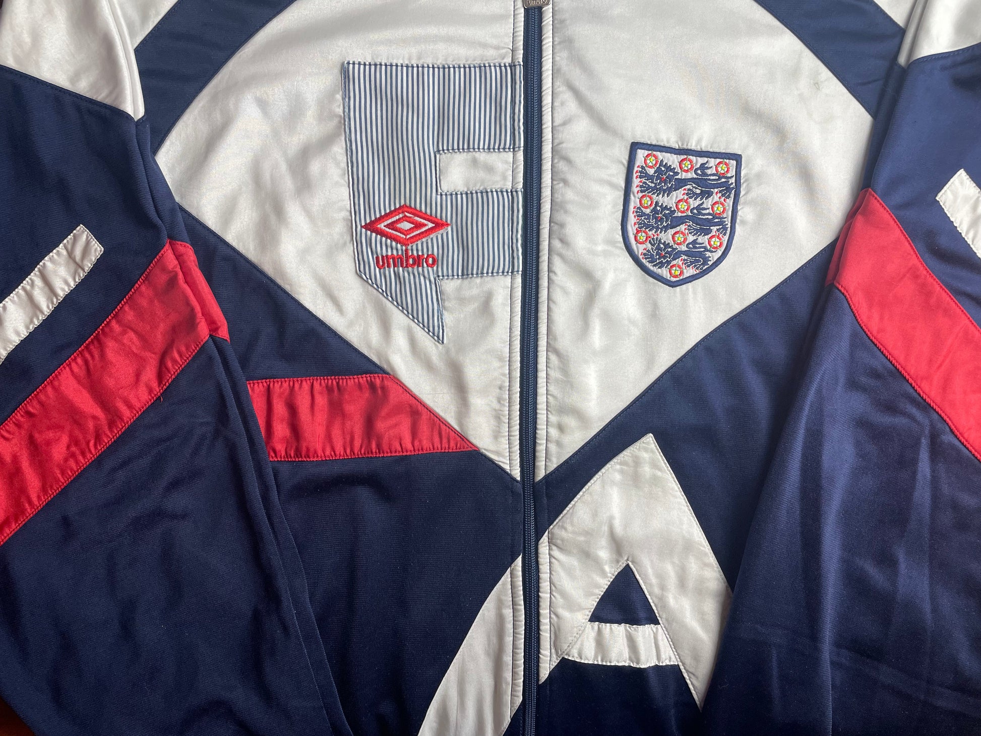 Store Top • England • 1992 • Umbro • Size L 