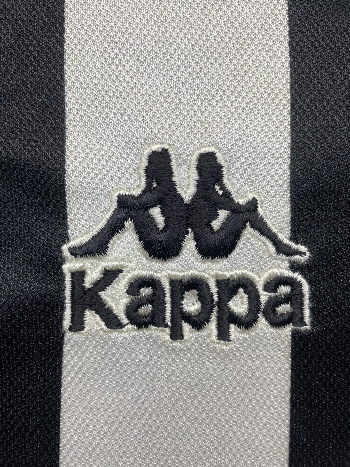 Store Shirt • Juventus • 1994 • Kappa • Home • Size M