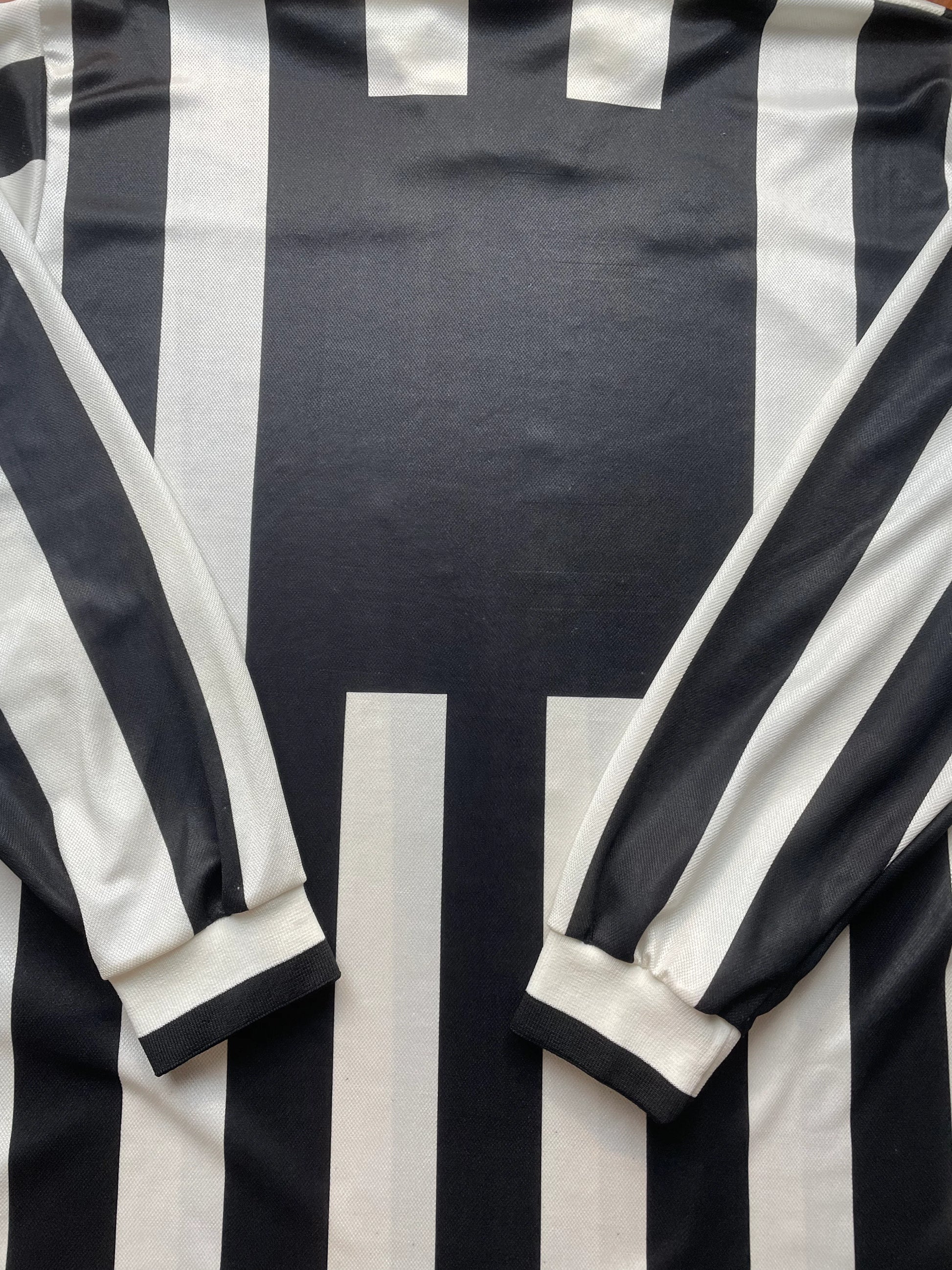 Store Shirt • Juventus • 1994 • Kappa • Home • Size M - Calcio 90
