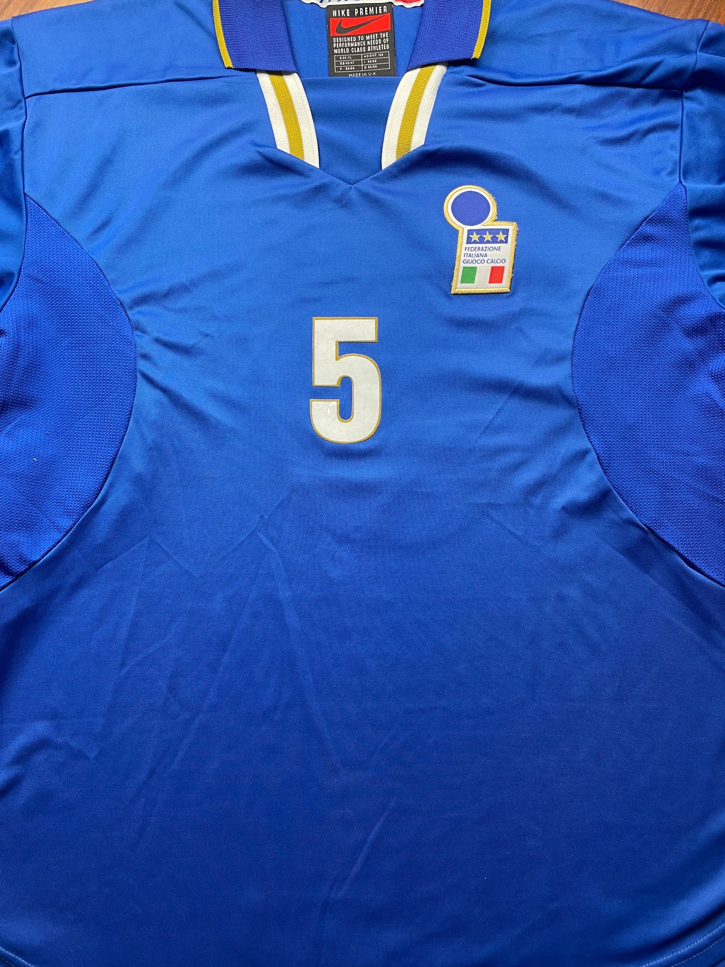 Match Shirt • National • Italia • 1996 • Nike • Home • #5 • Fabio Cannavaro • vs Russia