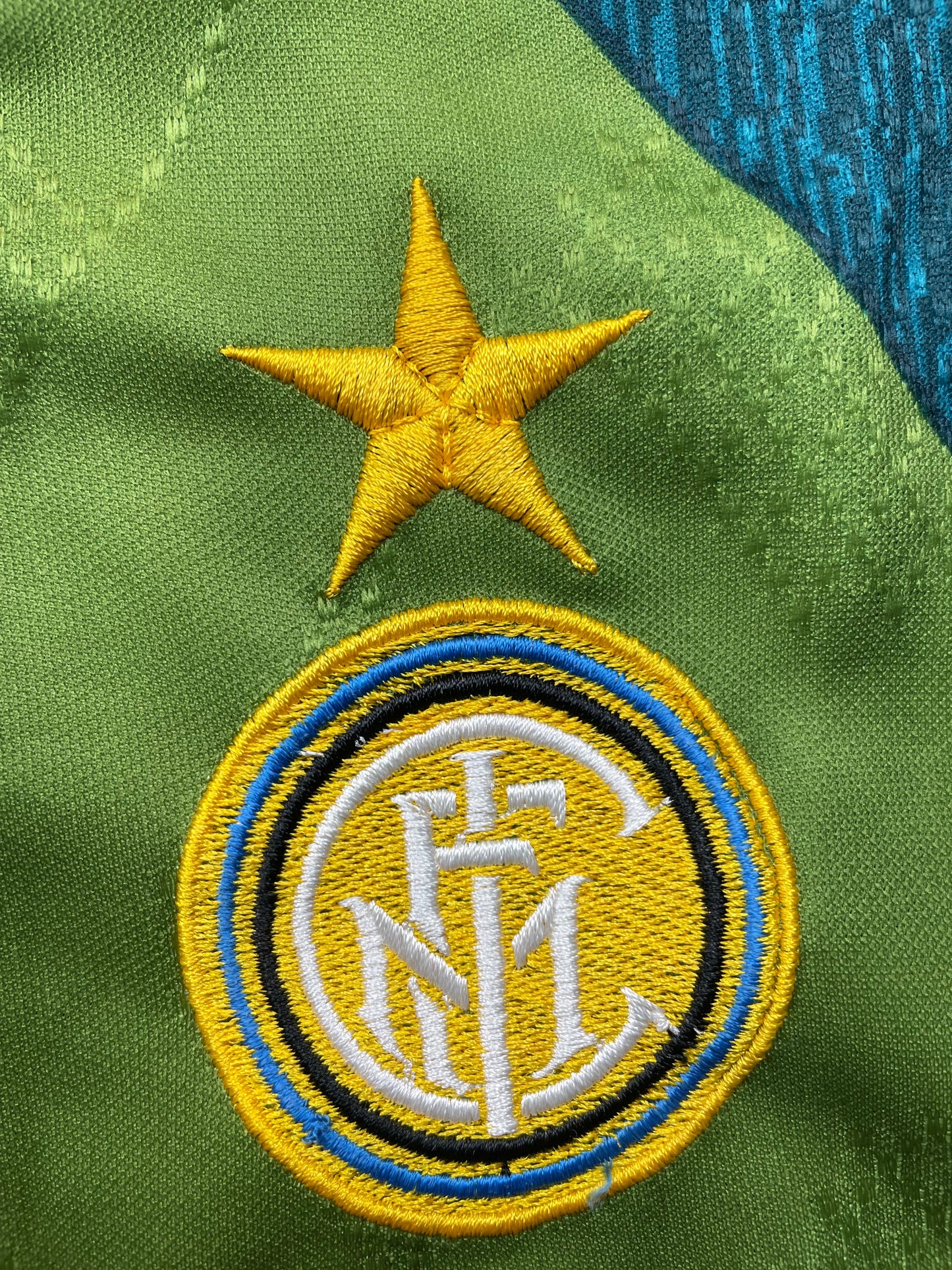 Store Shirt • Inter Milan • 1995 • Umbro • Fourth • Size M