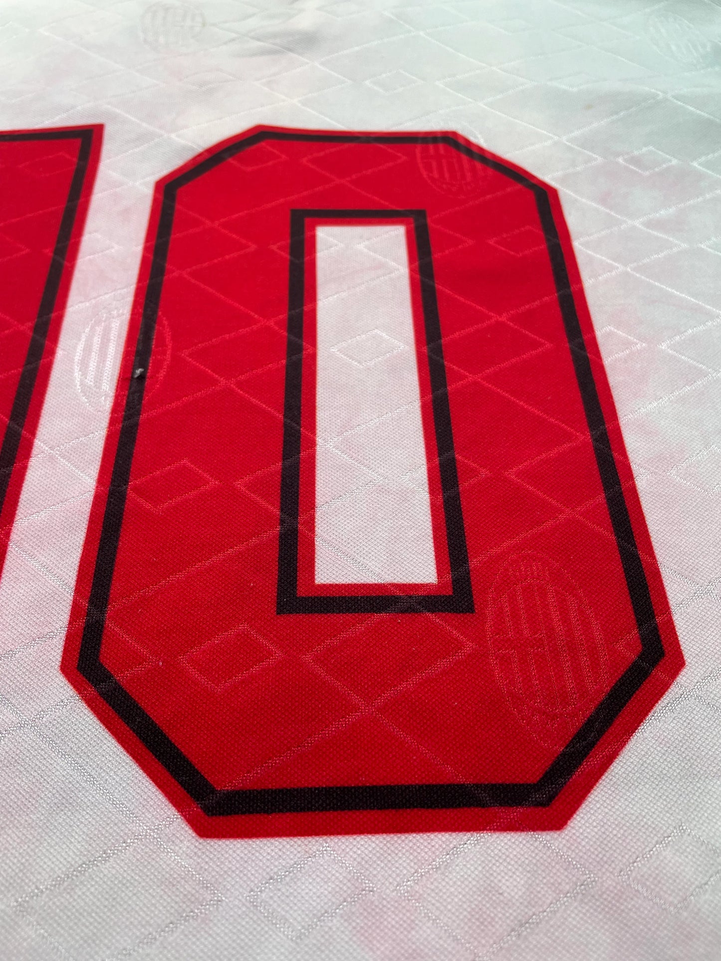 Match Shirt • Club • AC Milan • 1993 • Lotto • Away • #10 • Brian Laudrup • Match Worn