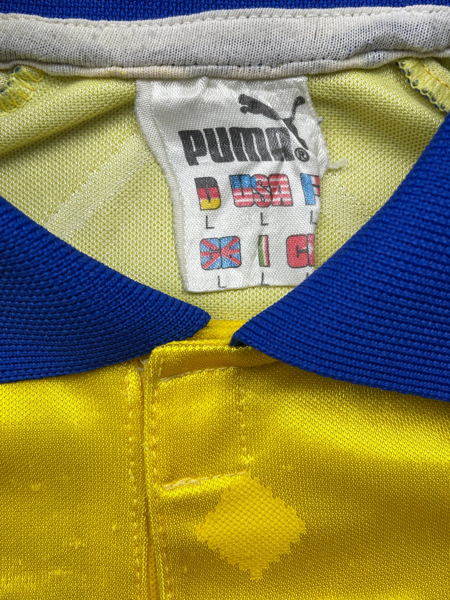 Store Shirt • Parma • 1995 • Puma • Away • Size XL • With Shorts