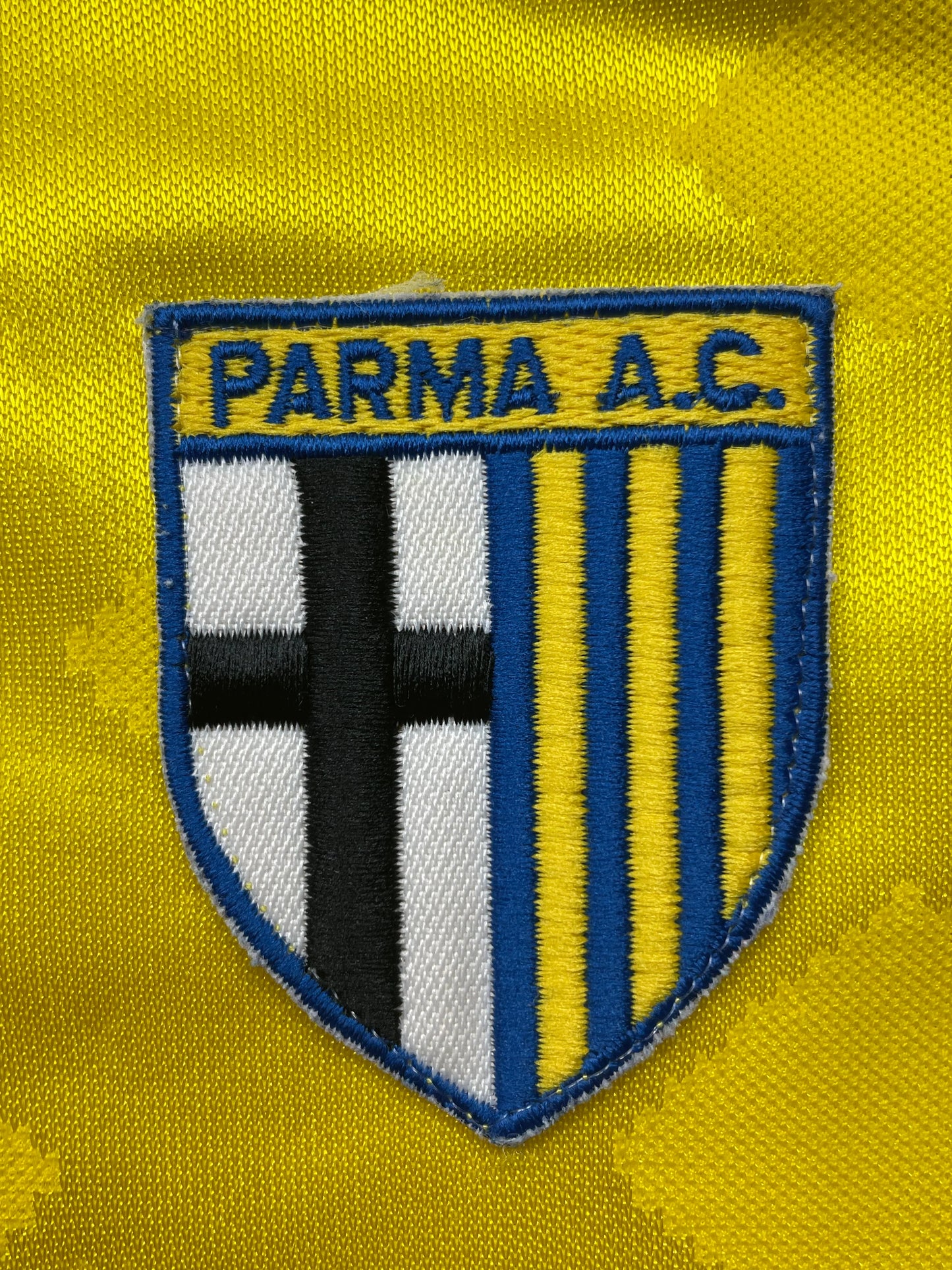 Store Shirt • Parma • 1995 • Puma • Away • Size XL • With Shorts