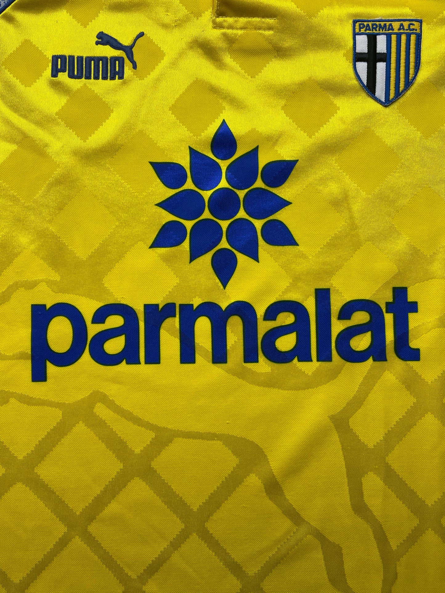 Store Shirt • Parma • 1995 • Puma • Away • Size XL • With Shorts