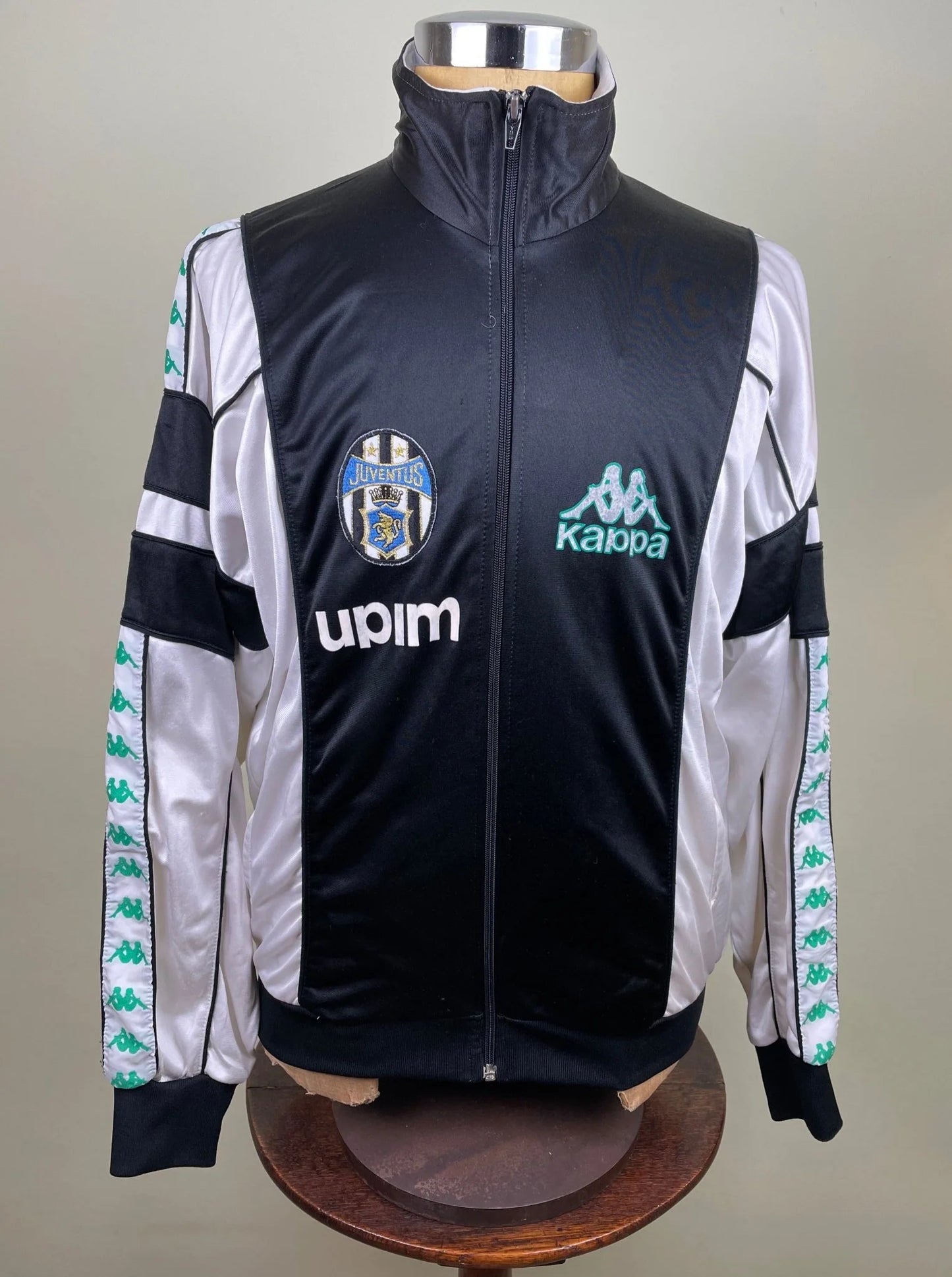 Player Issue Training • Juventus • 1990 • Kappa Top • Size L