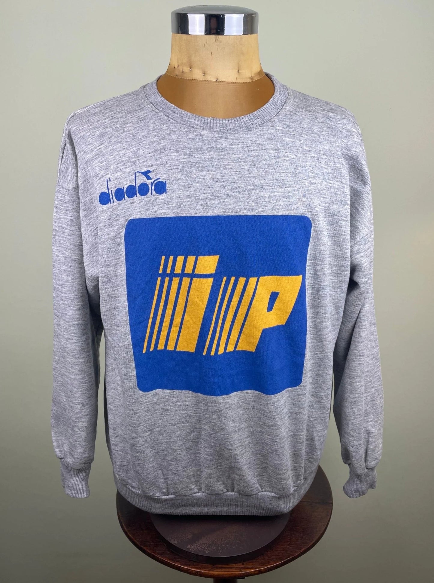Player Issue Training • Italia • 1993 • Diadora Stadium Staff Sweater