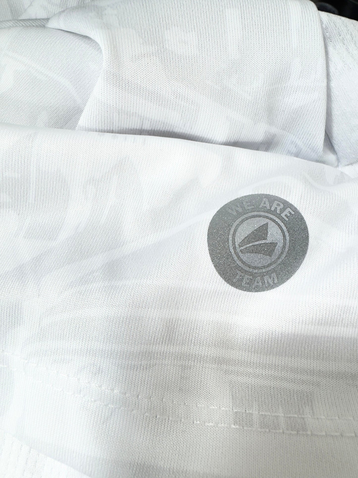 VfB Stuttgart 2022-23 Home - Size M