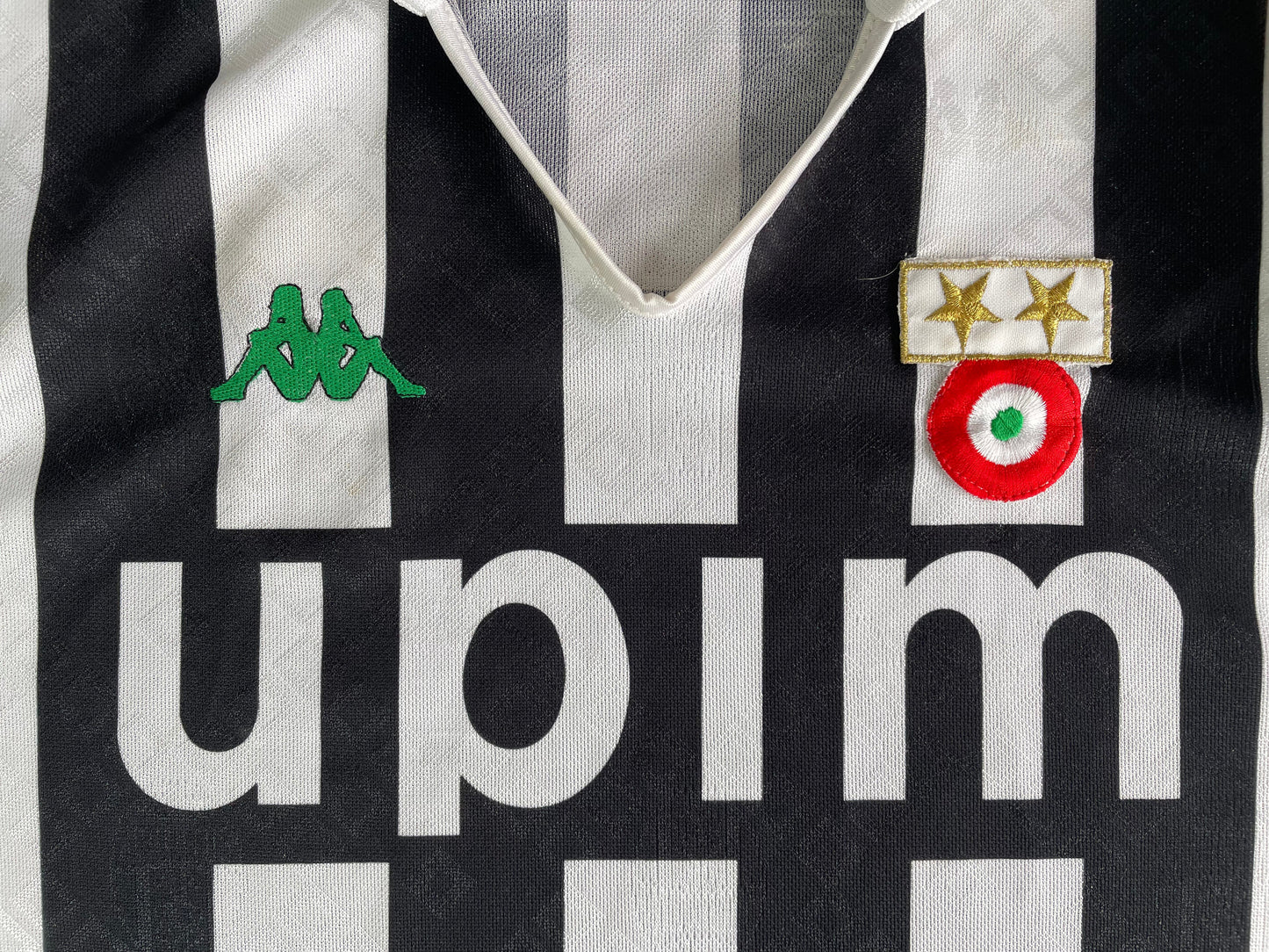 Store Shirt • Juventus • 1990 • Kappa • Home • Size M