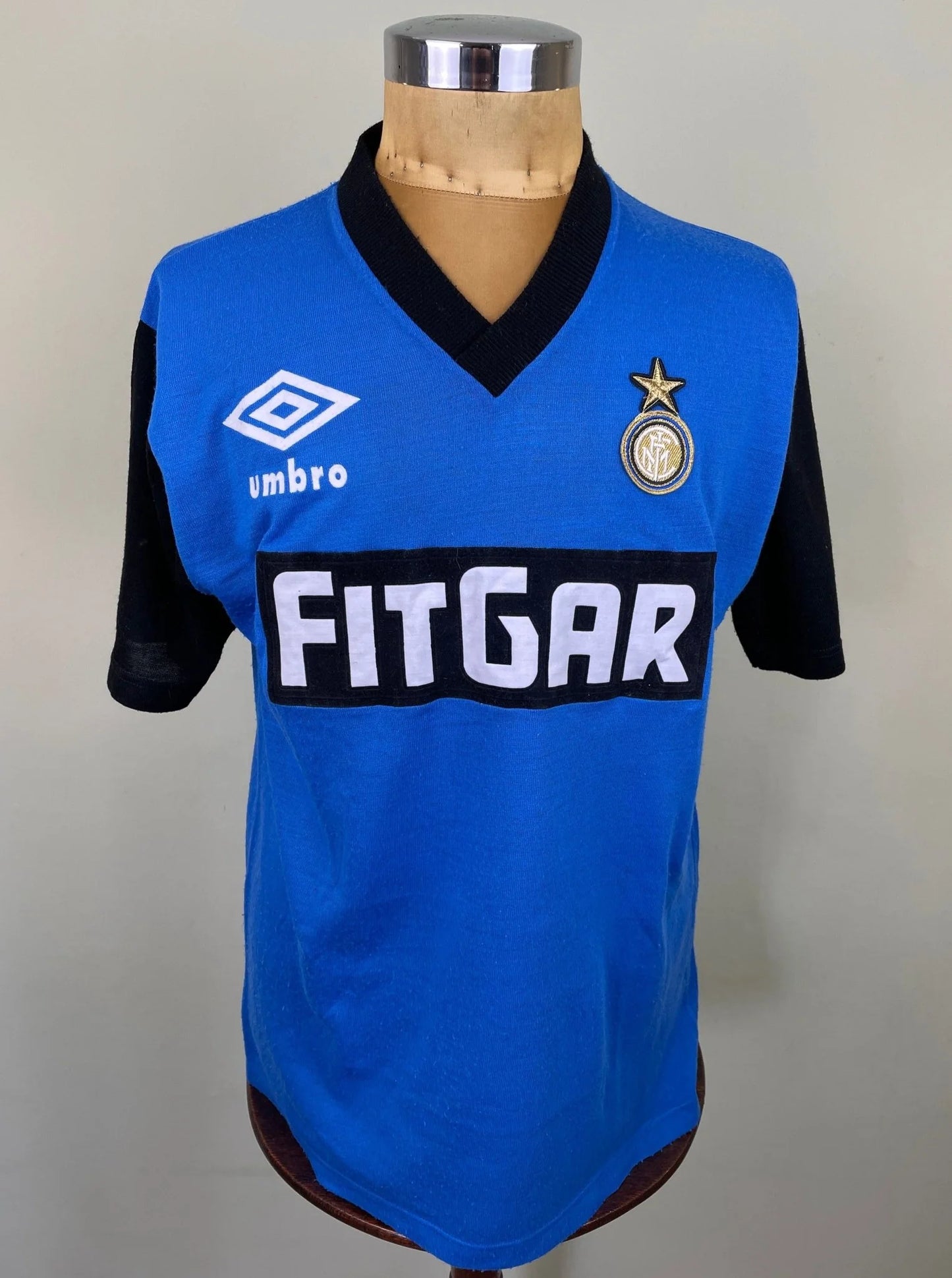Player Issue Training • Inter • 1991 • Umbro Training Top