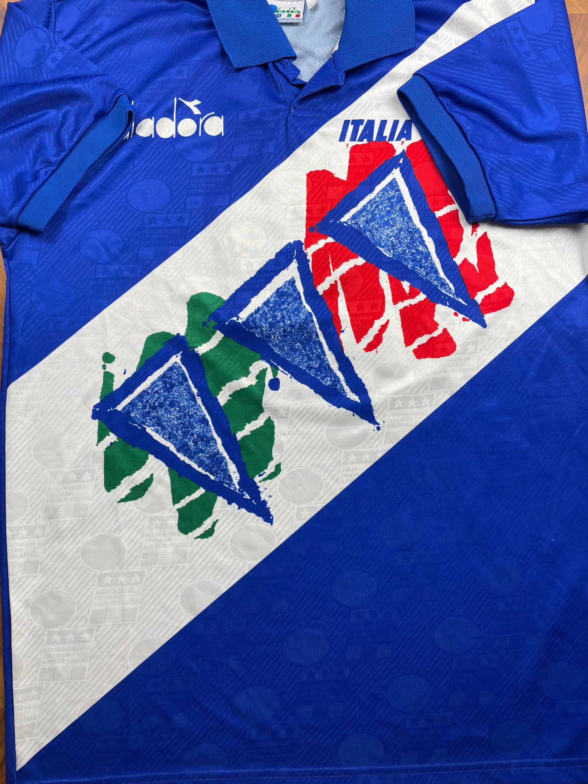Player Issue Training • Italia • 1994 • Paolo Maldini • Diadora Training Top 