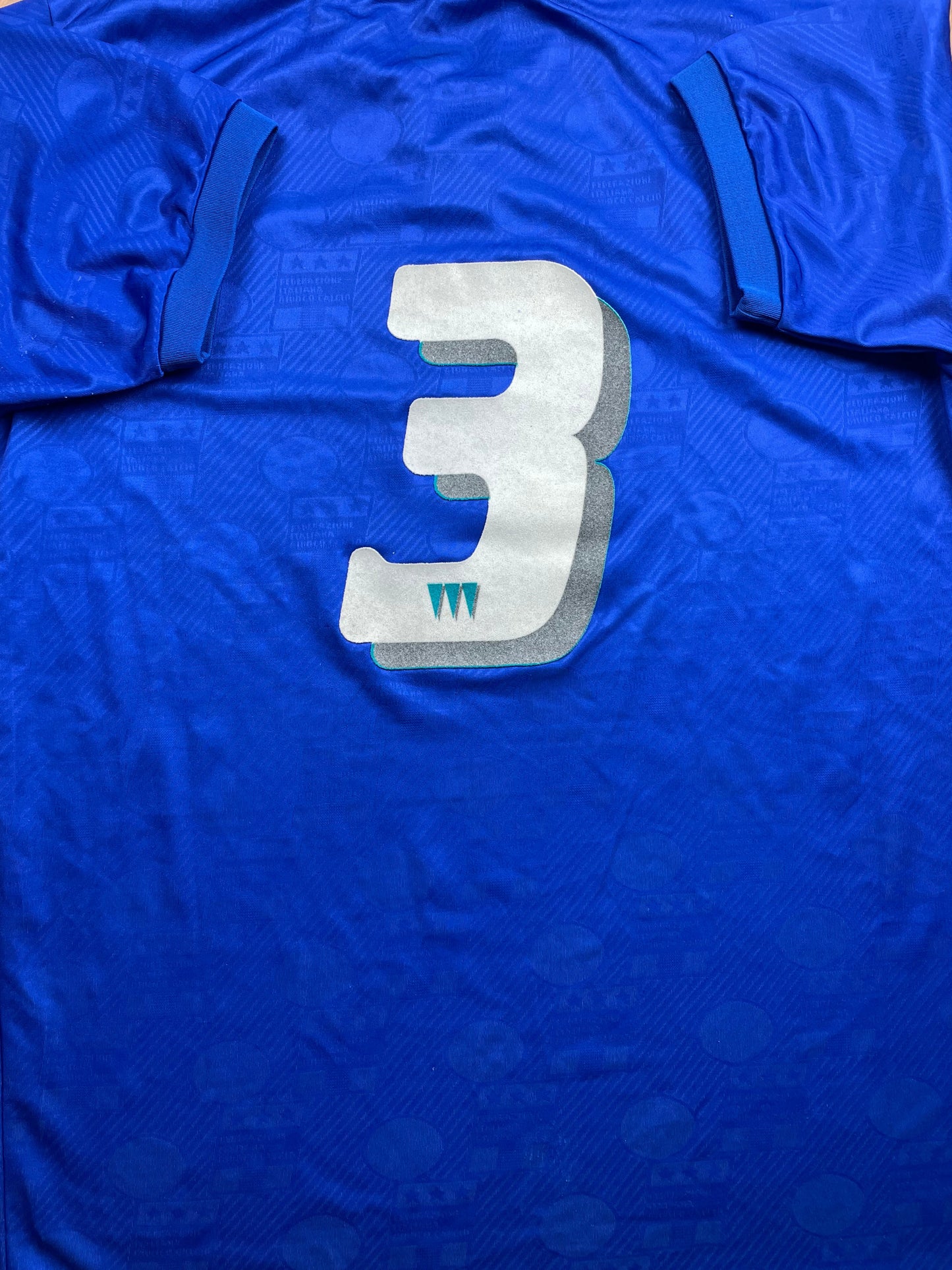 Player Issue Training • Italia • 1994 • Paolo Maldini • Diadora Training Top