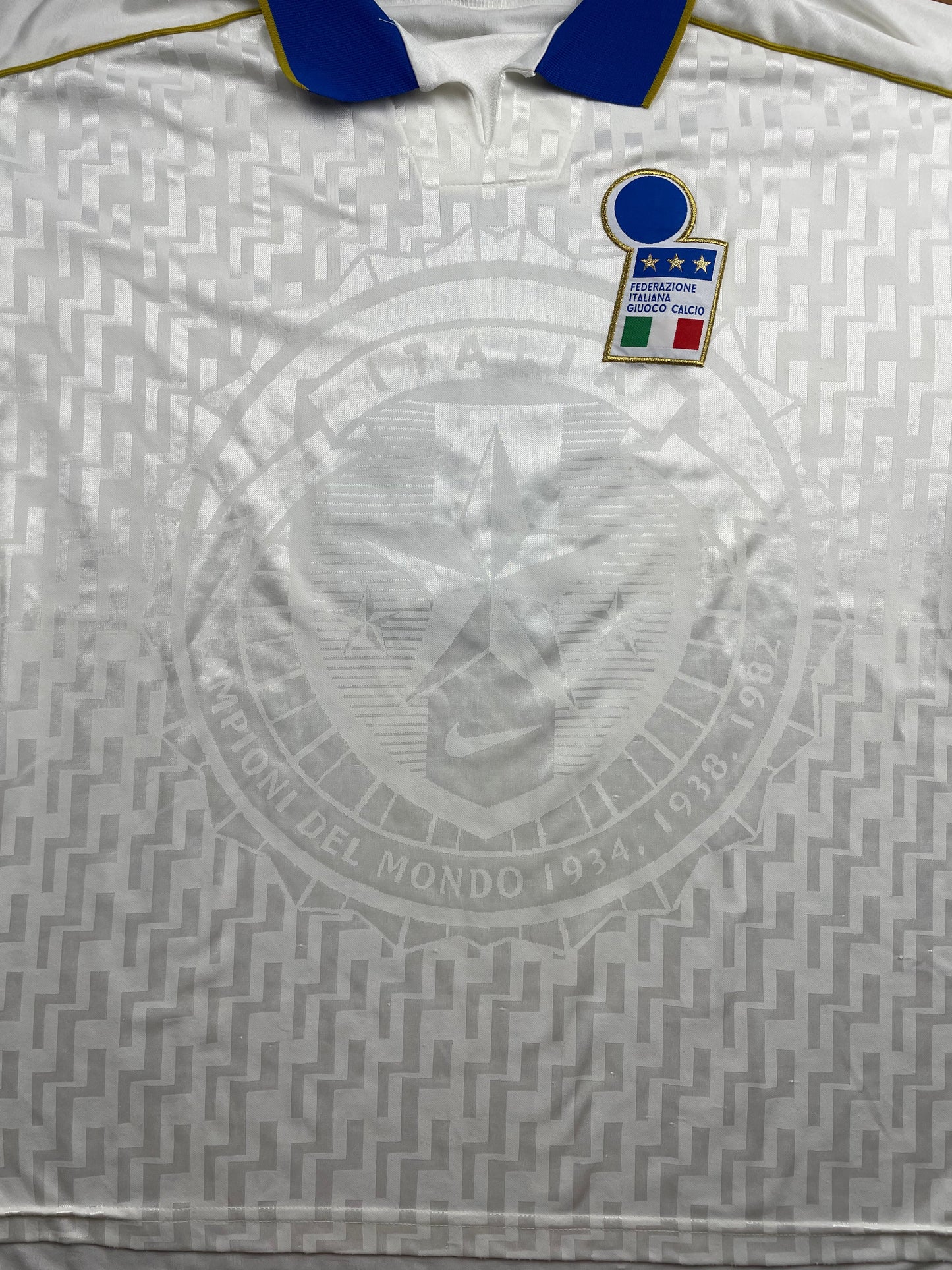 Match Shirt • National • Italia • 1995 • Nike • Away • #06 • Lorenzo Minotti • vs Ukraine • Euro 96 Qualifiers