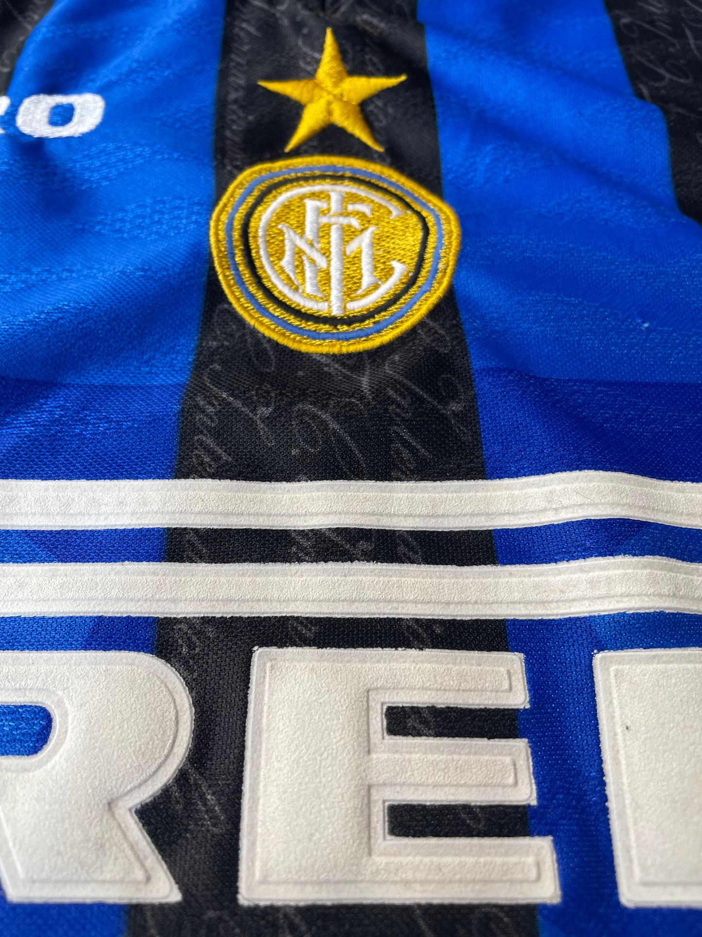 Store Shirt • Inter Milan • 1997 • Umbro • Home • Size XL